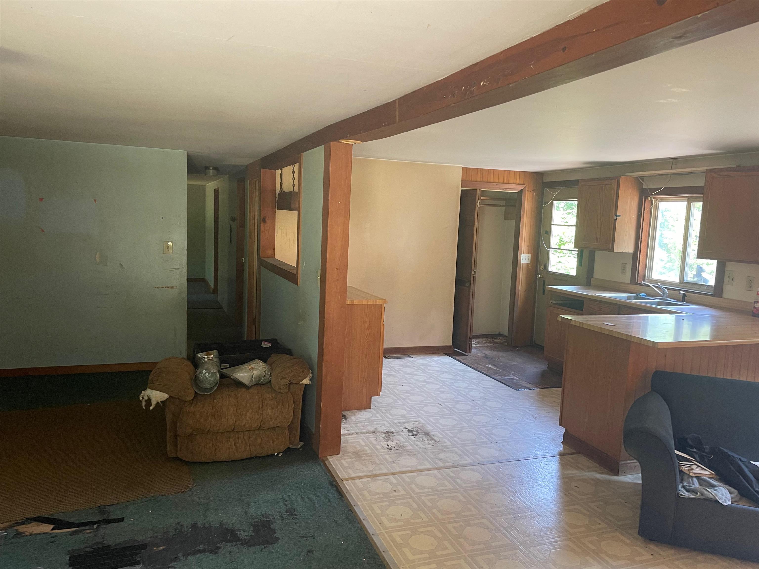 466 Estey Lane Property Photo 5