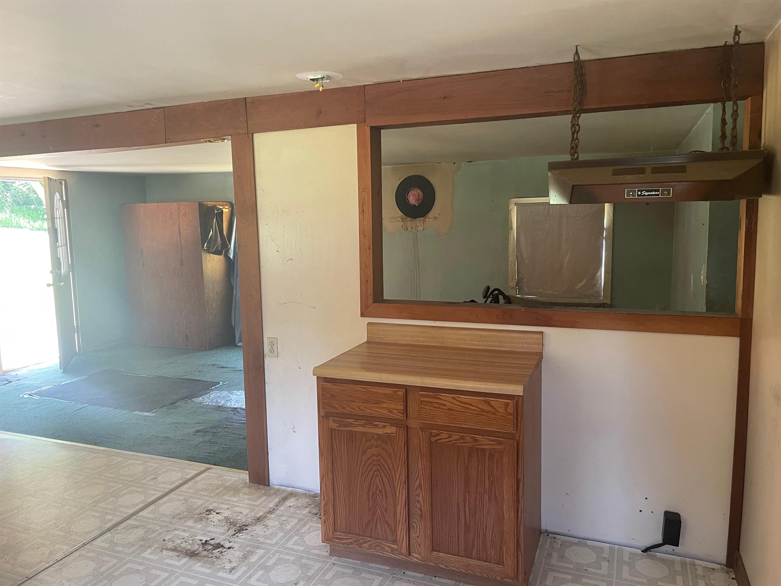 466 Estey Lane Property Photo 6