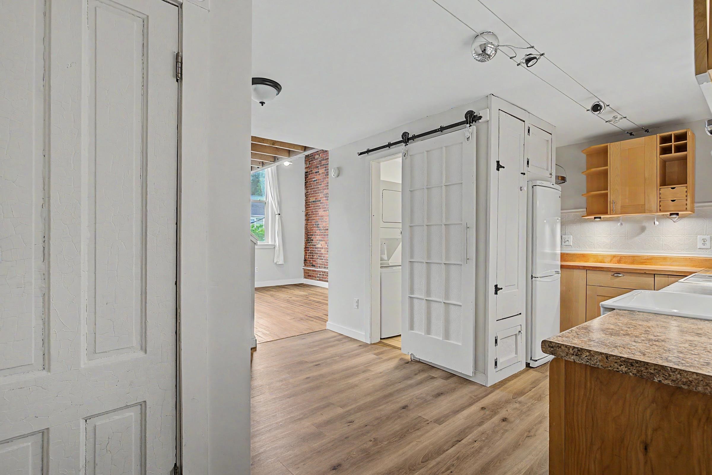 32 Market Street Property Photo 2