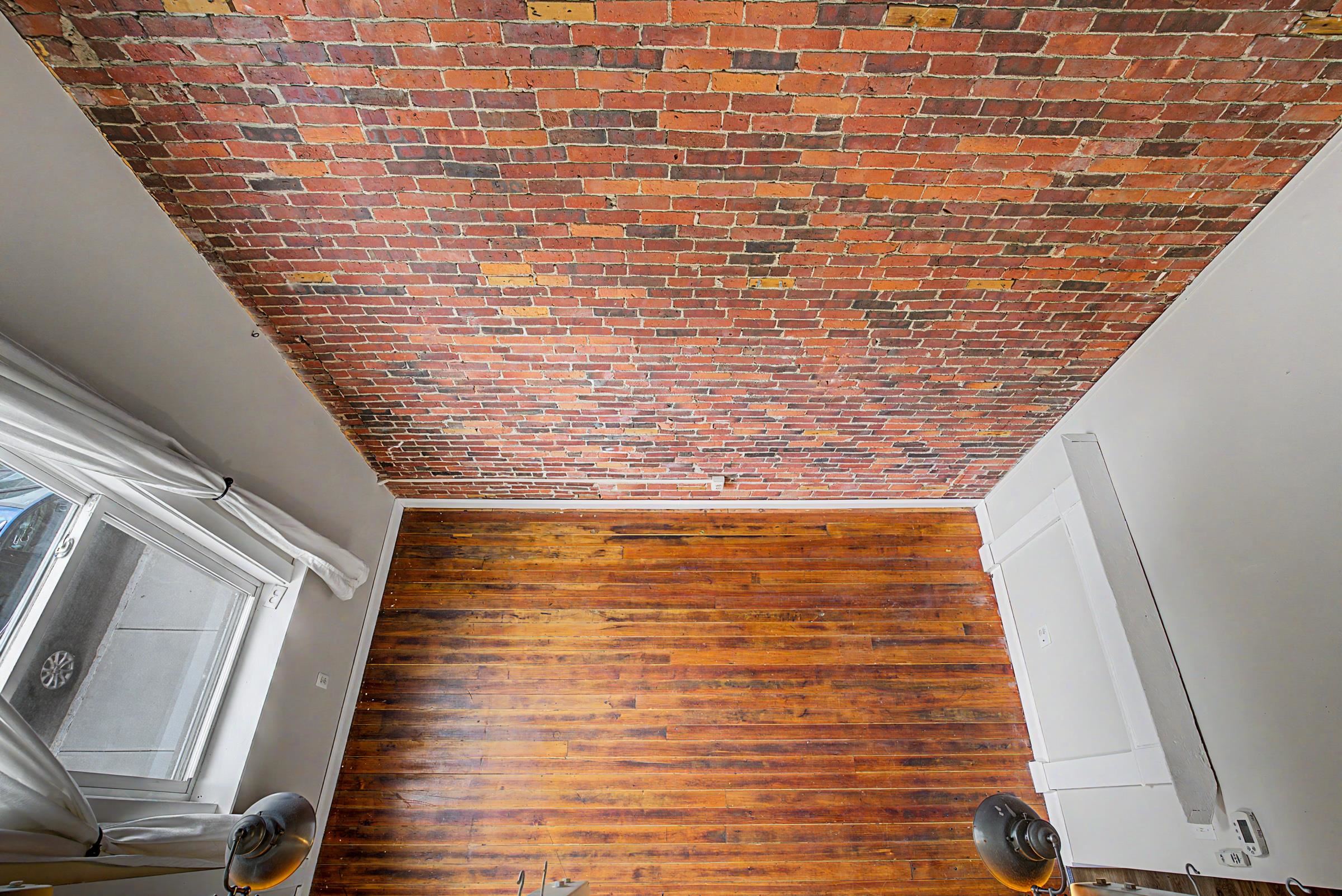 32 Market Street Property Photo 12