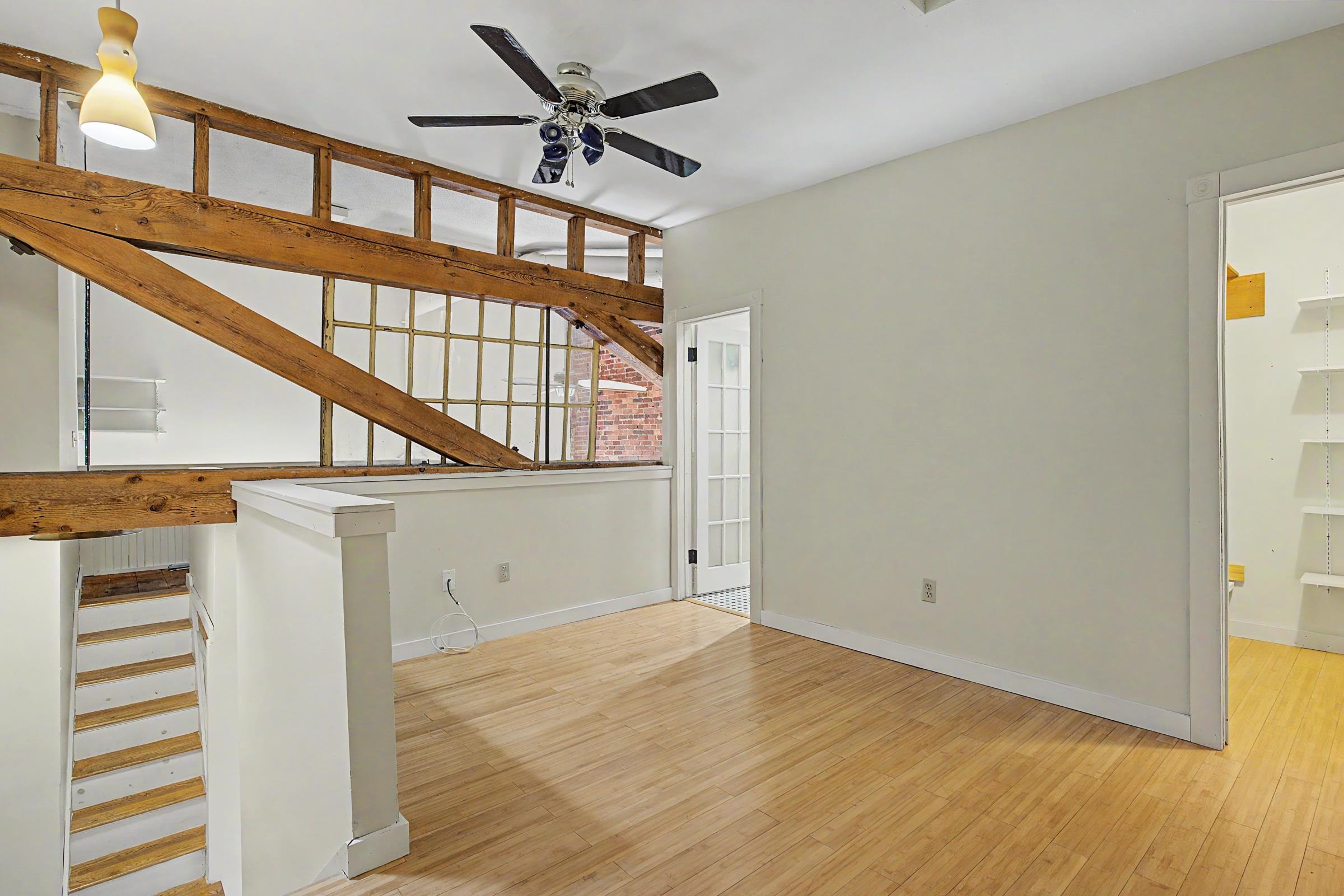 32 Market Street Property Photo 13