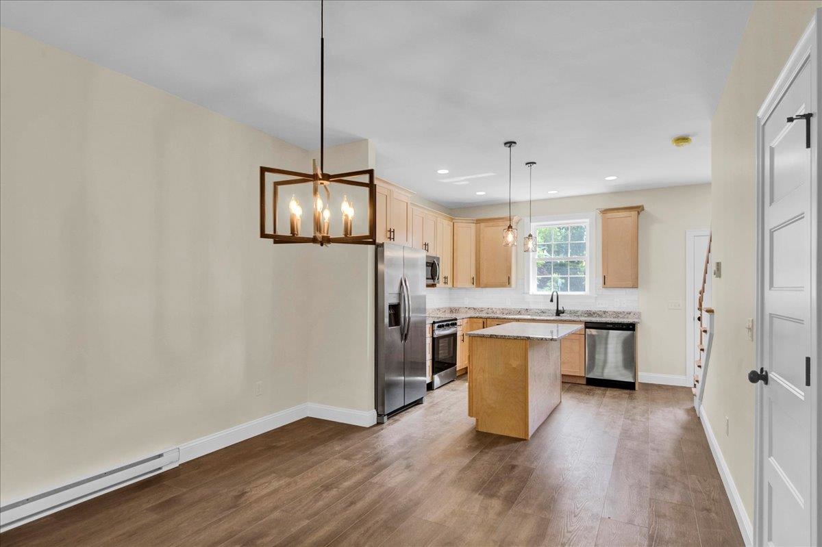 7 River Street Property Photo 10