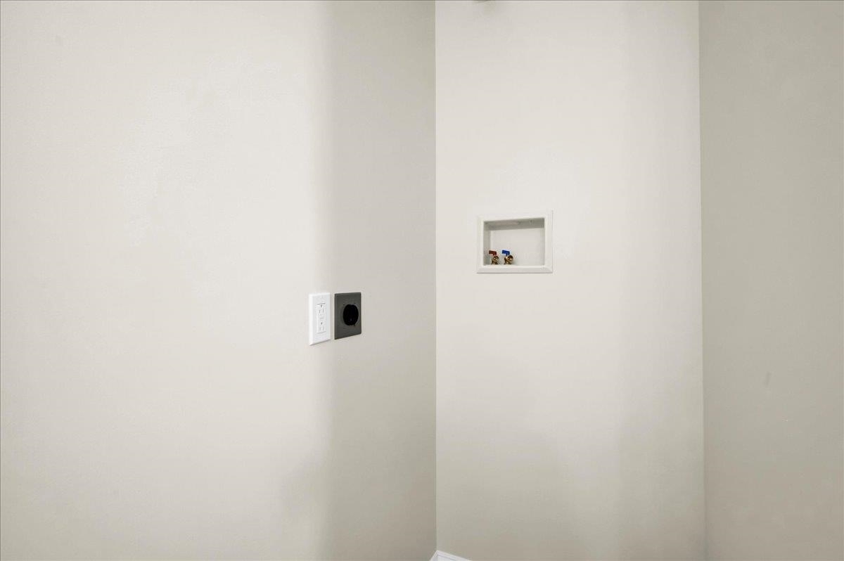 7 River Street Property Photo 17