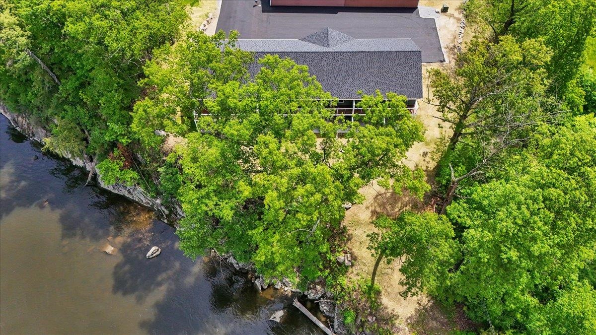 7 River Street Property Photo 28