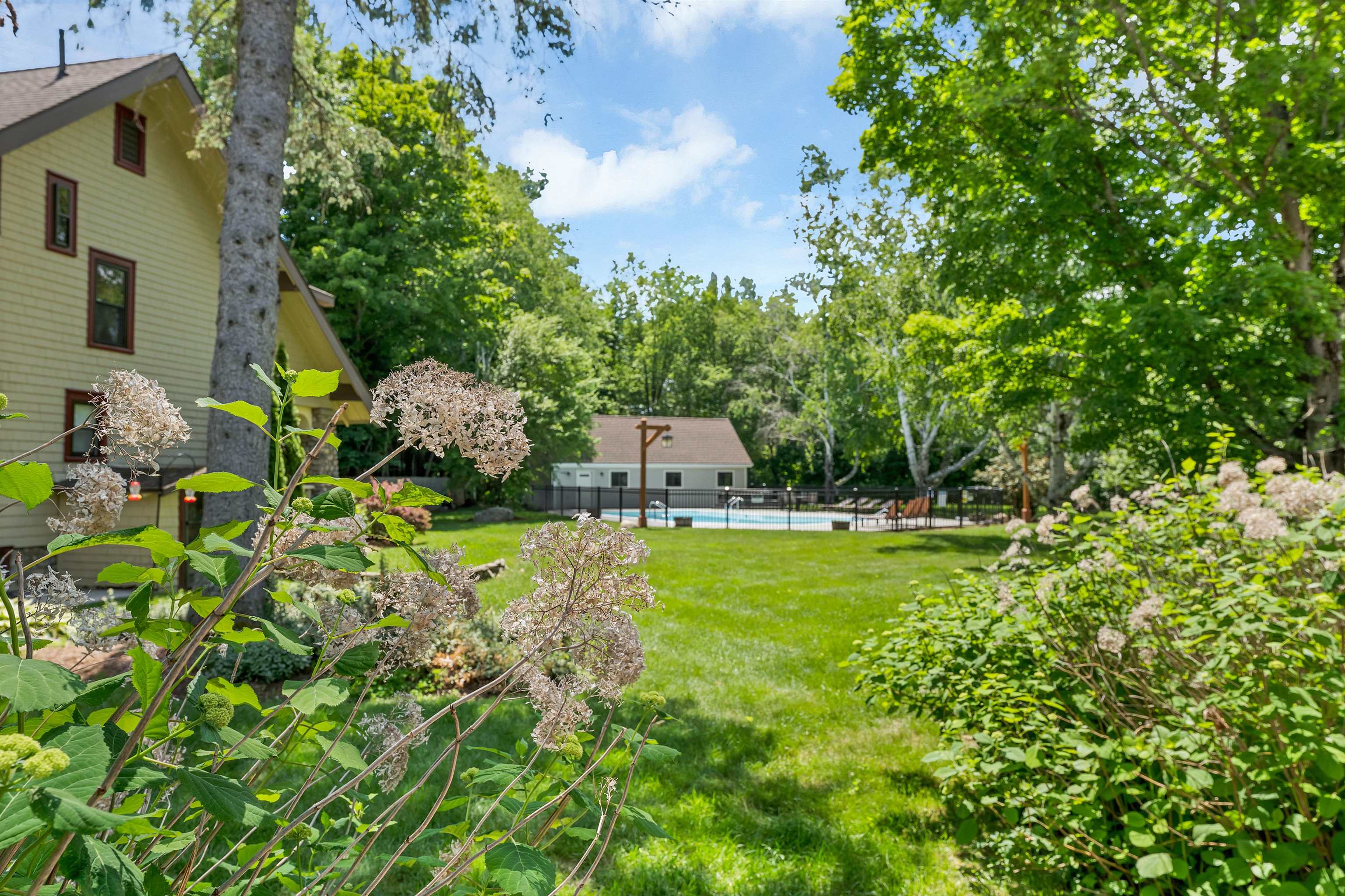 6 Loon Valley Road Property Photo 5