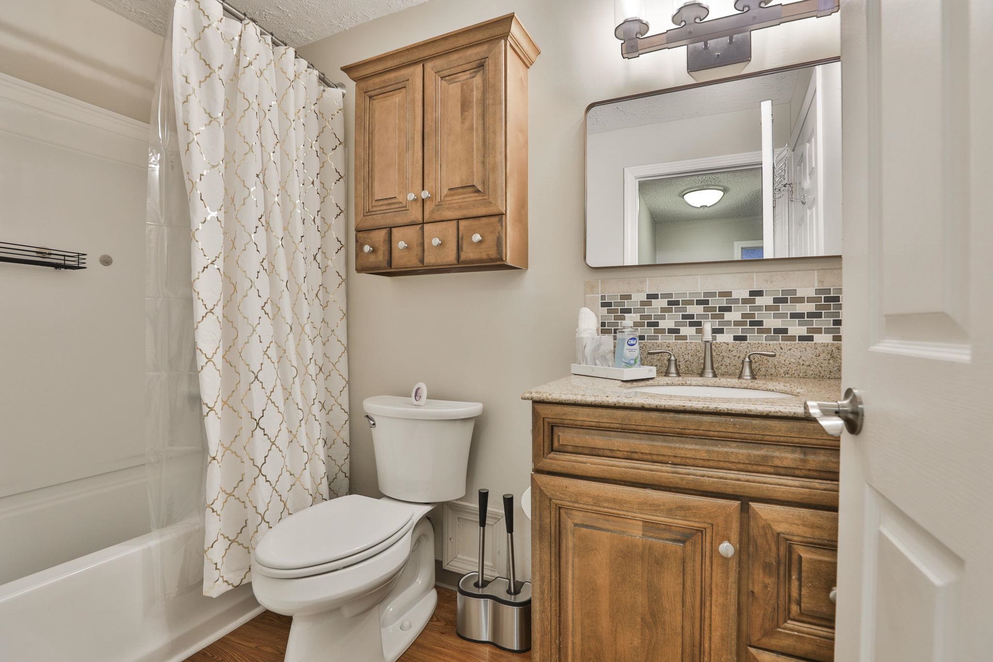 9 Northbrook Drive Property Photo 23