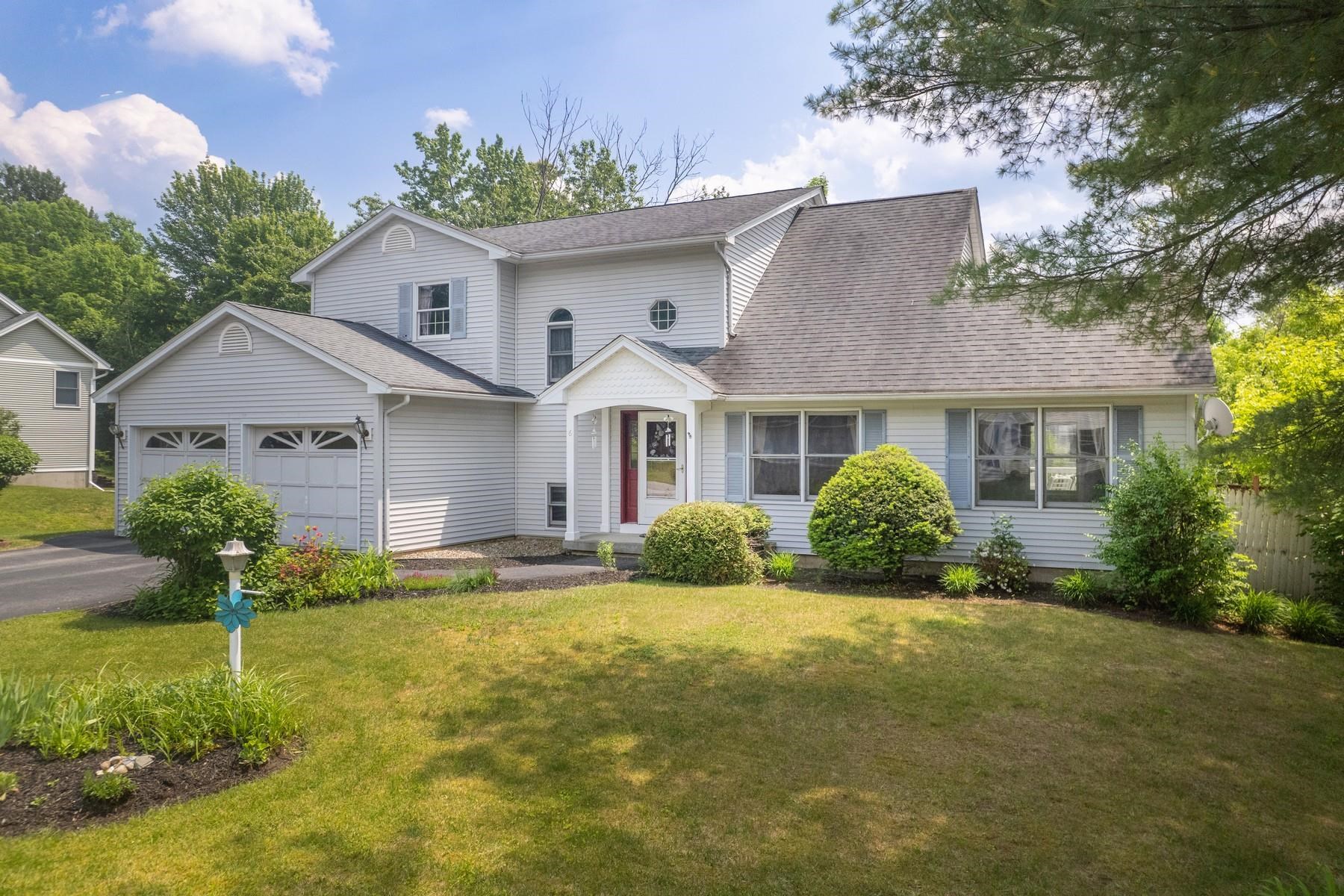 6 Moon Brook Drive Property Photo 1