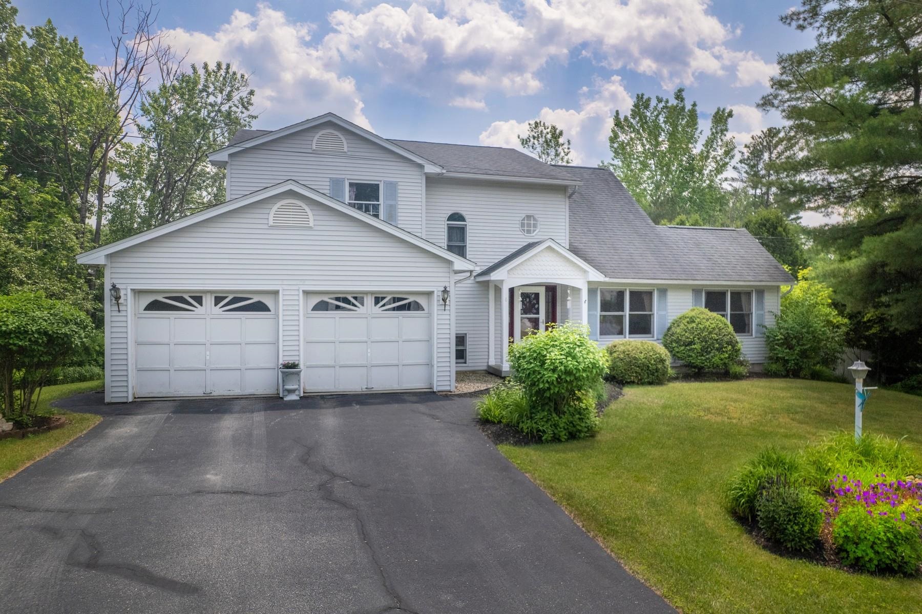 6 Moon Brook Drive Property Photo 2