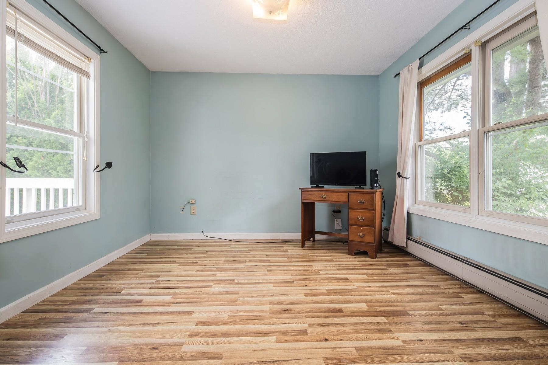 6 Moon Brook Drive Property Photo 14