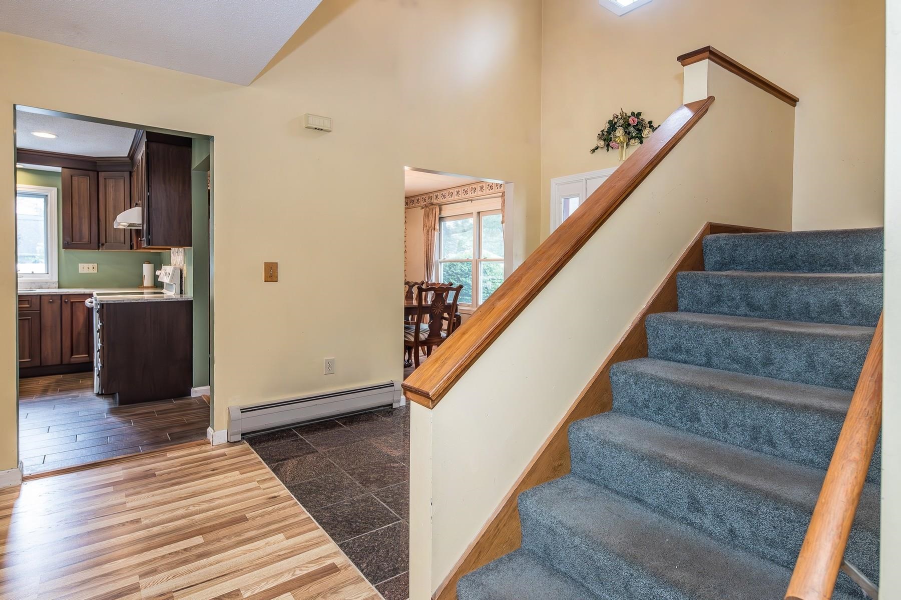 6 Moon Brook Drive Property Photo 25