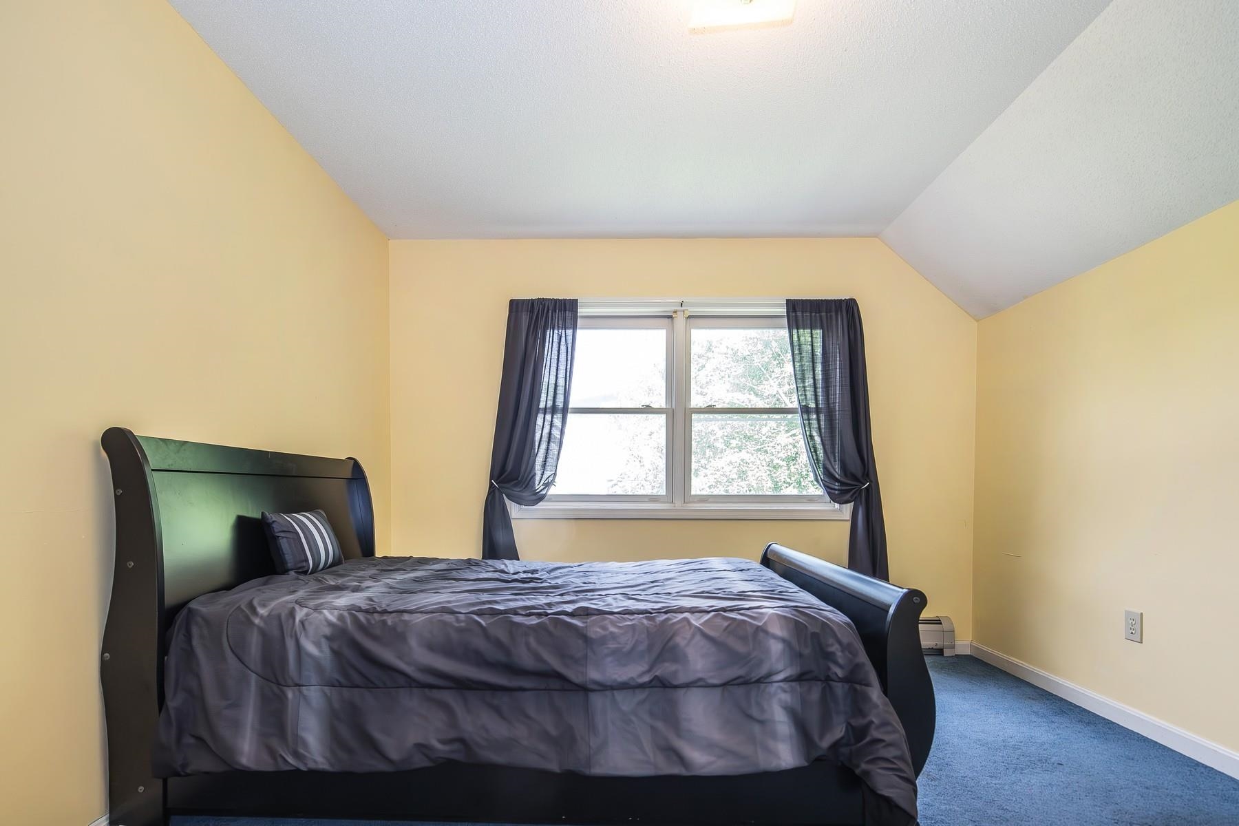 6 Moon Brook Drive Property Photo 32
