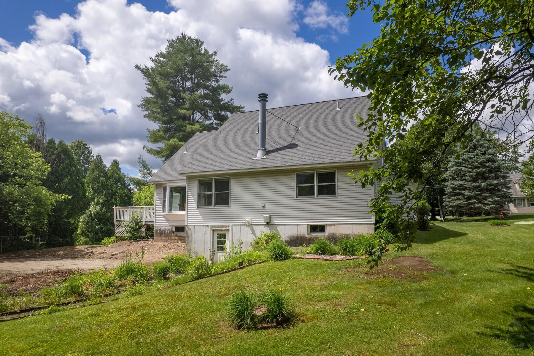 6 Moon Brook Drive Property Photo 36