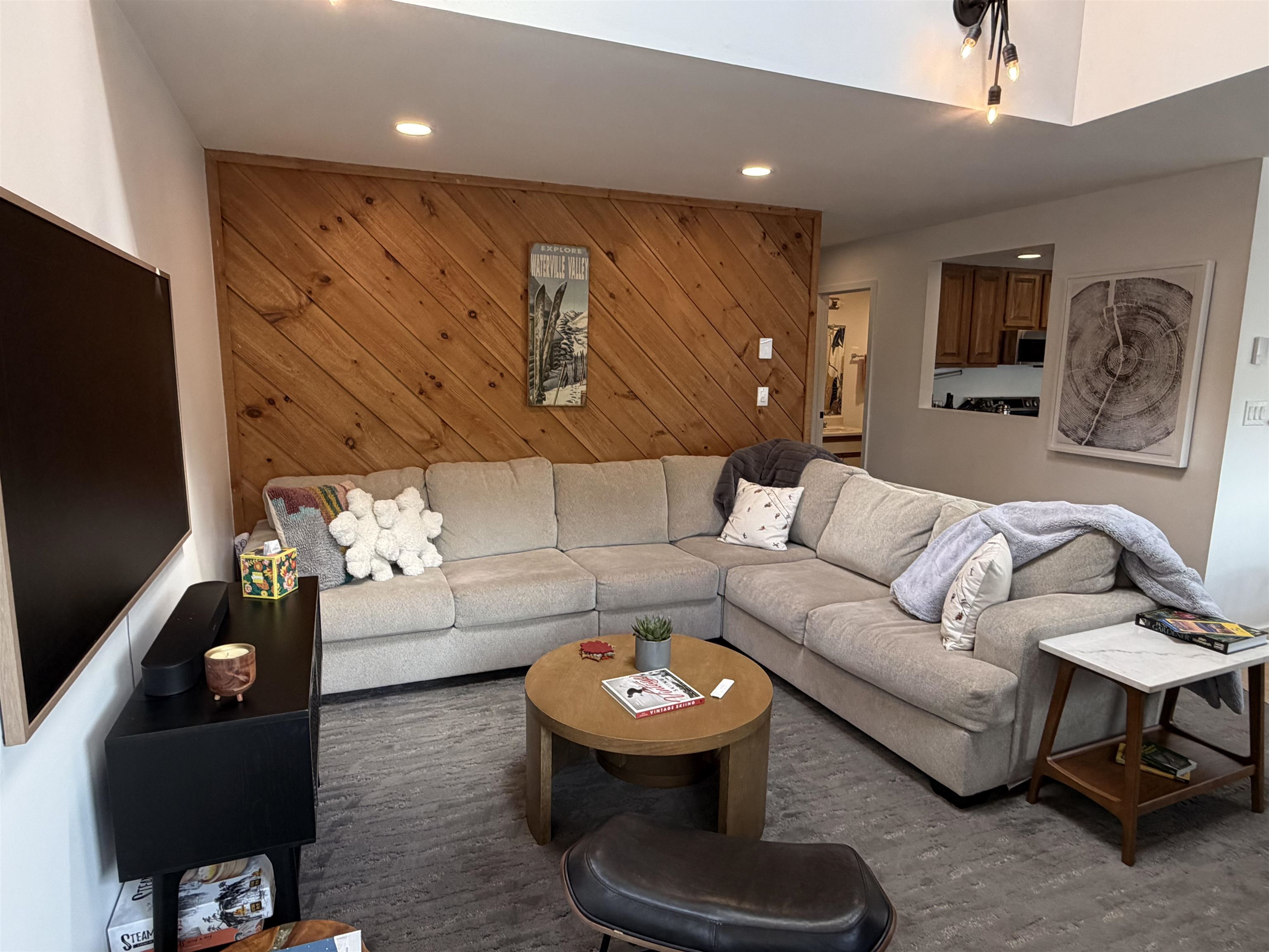 3 Pine Tree Way Property Photo 7