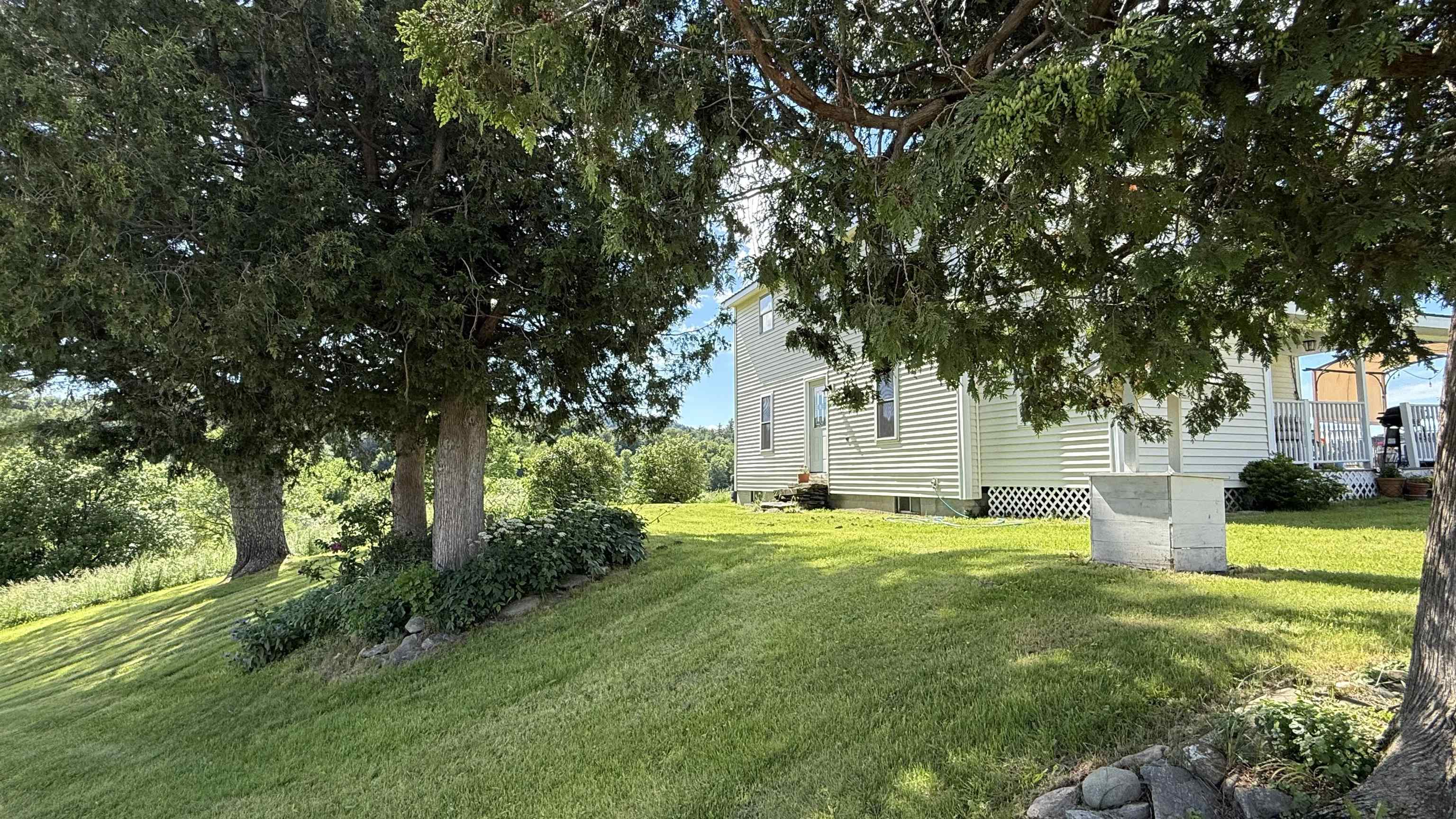 1823 Lost Nation Road Property Photo 43