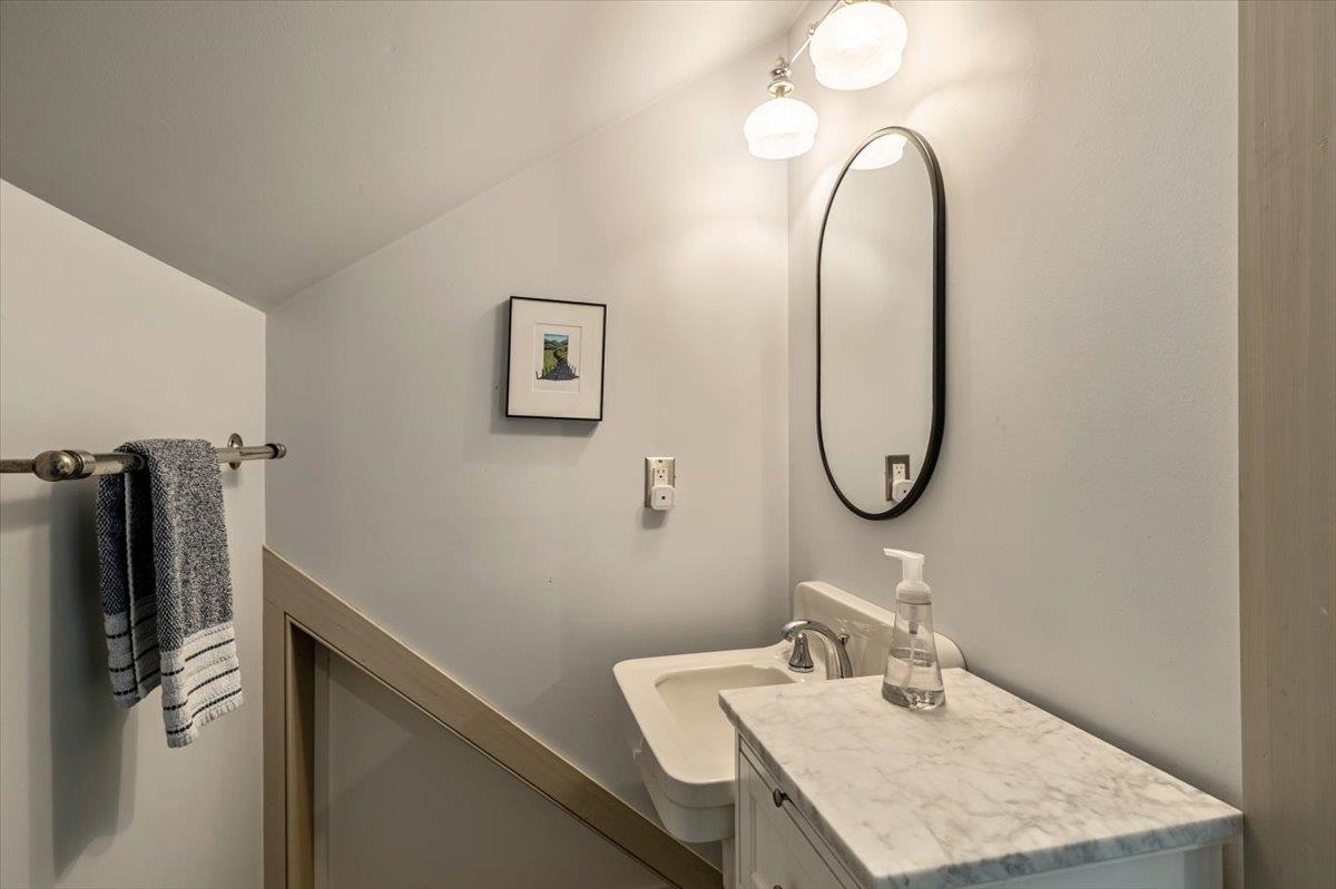 4780 Mountain Road Property Photo 32