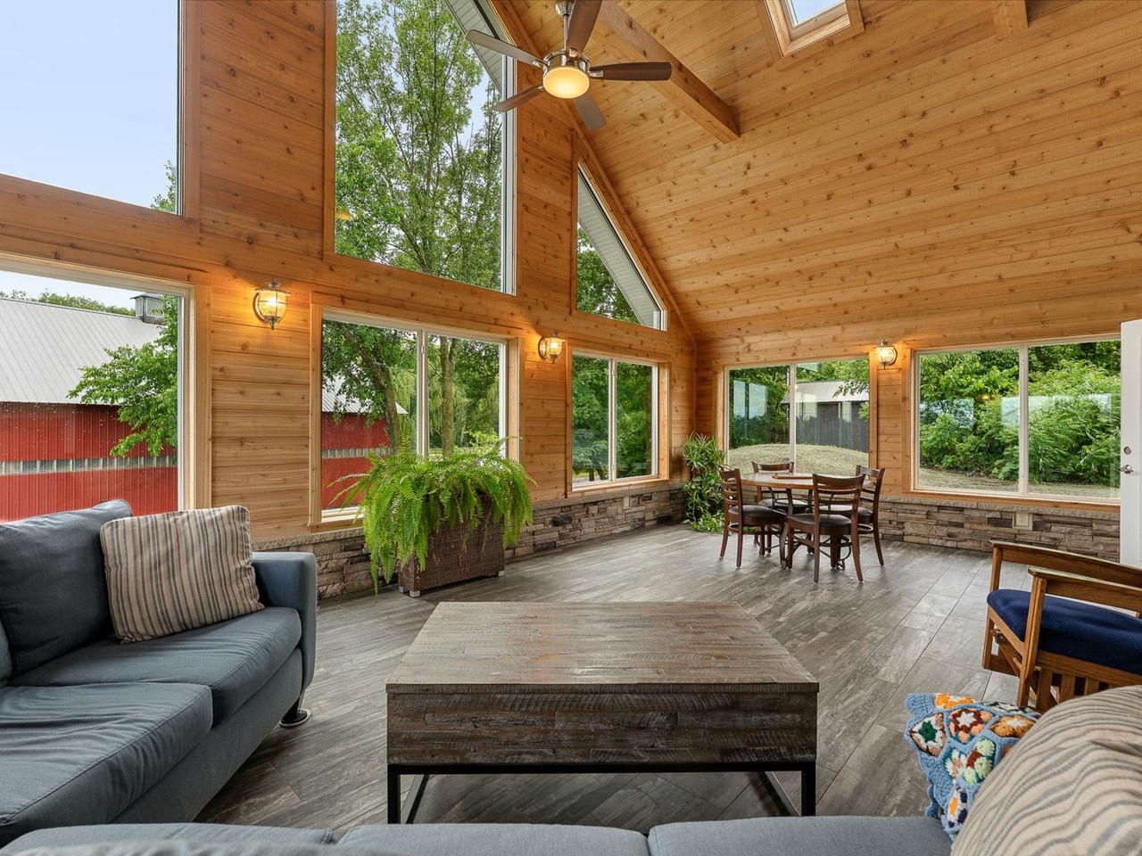 1233 Satterly Road Property Photo 21
