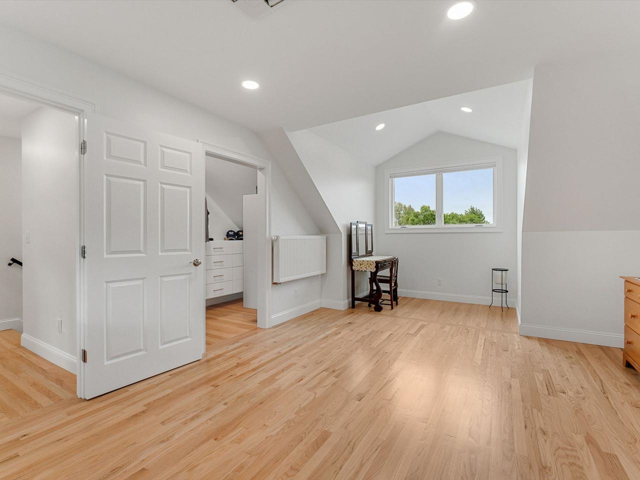 1233 Satterly Road Property Photo 26