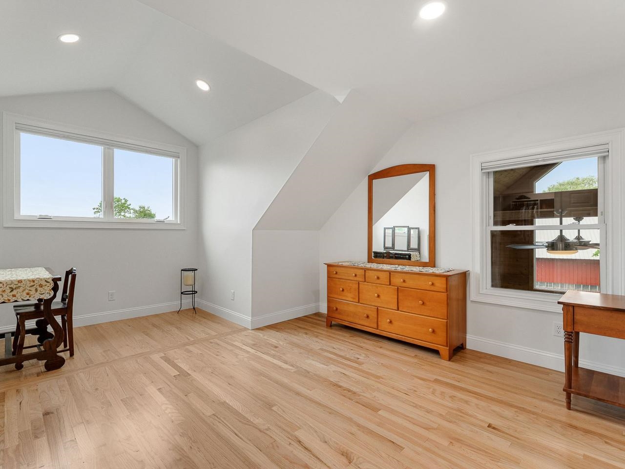1233 Satterly Road Property Photo 27