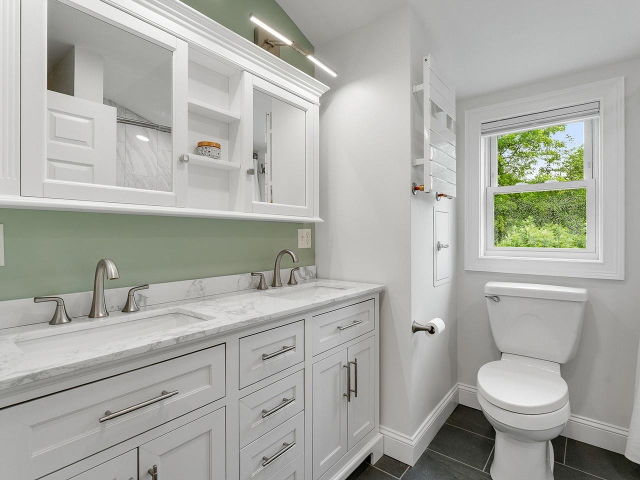 1233 Satterly Road Property Photo 28