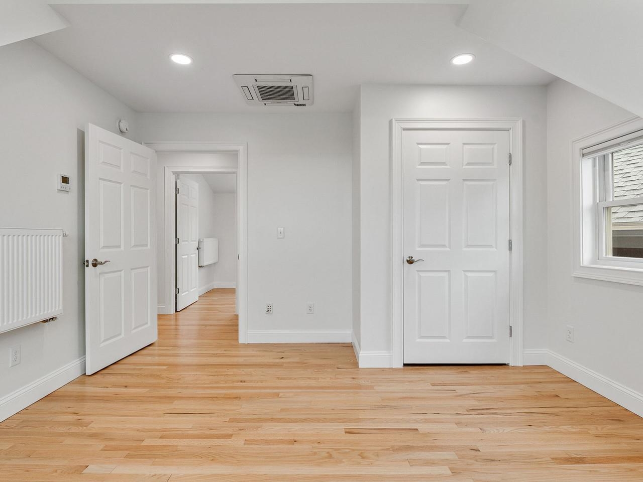 1233 Satterly Road Property Photo 31