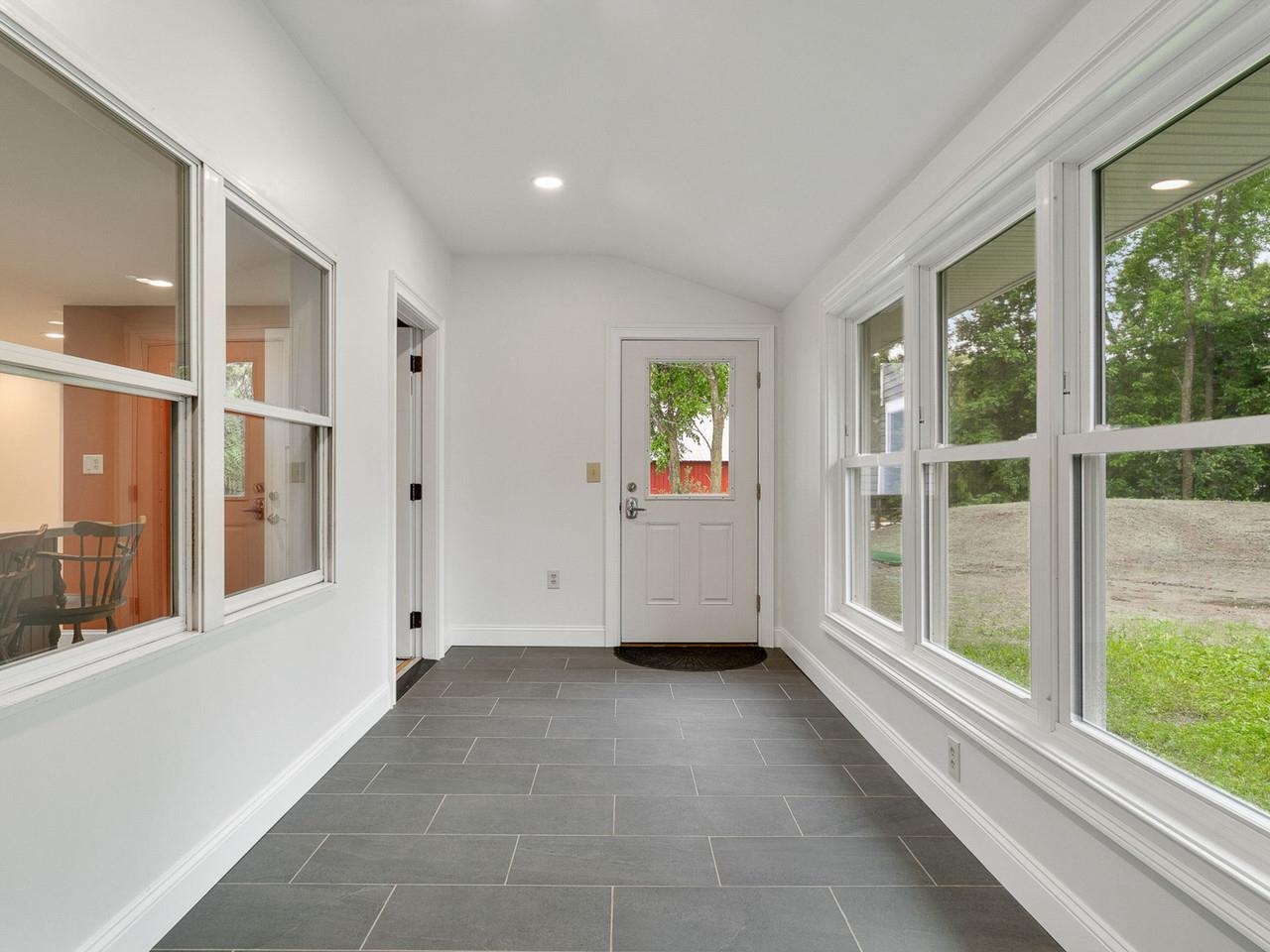1233 Satterly Road Property Photo 34