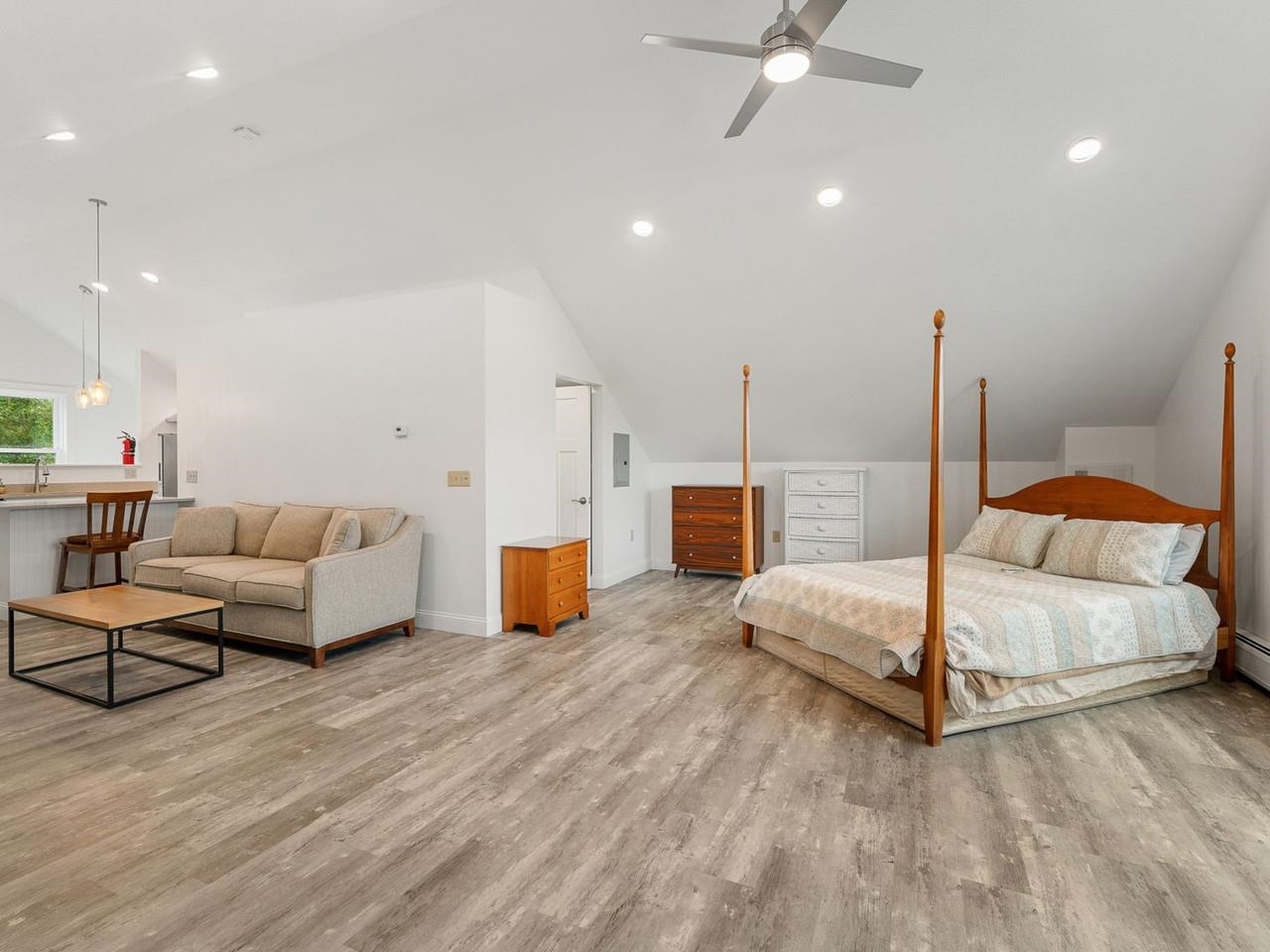 1233 Satterly Road Property Photo 42