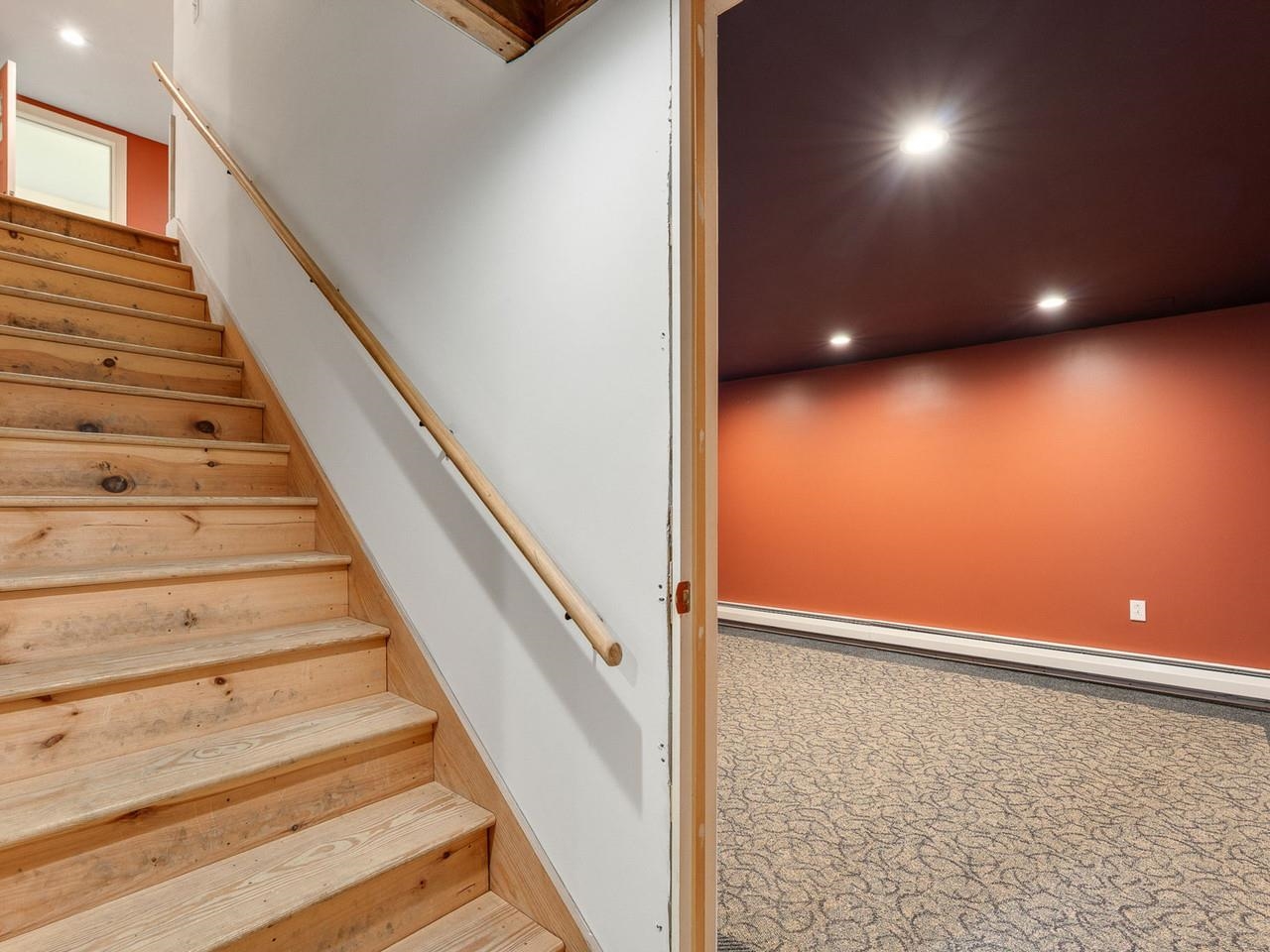 1233 Satterly Road Property Photo 46