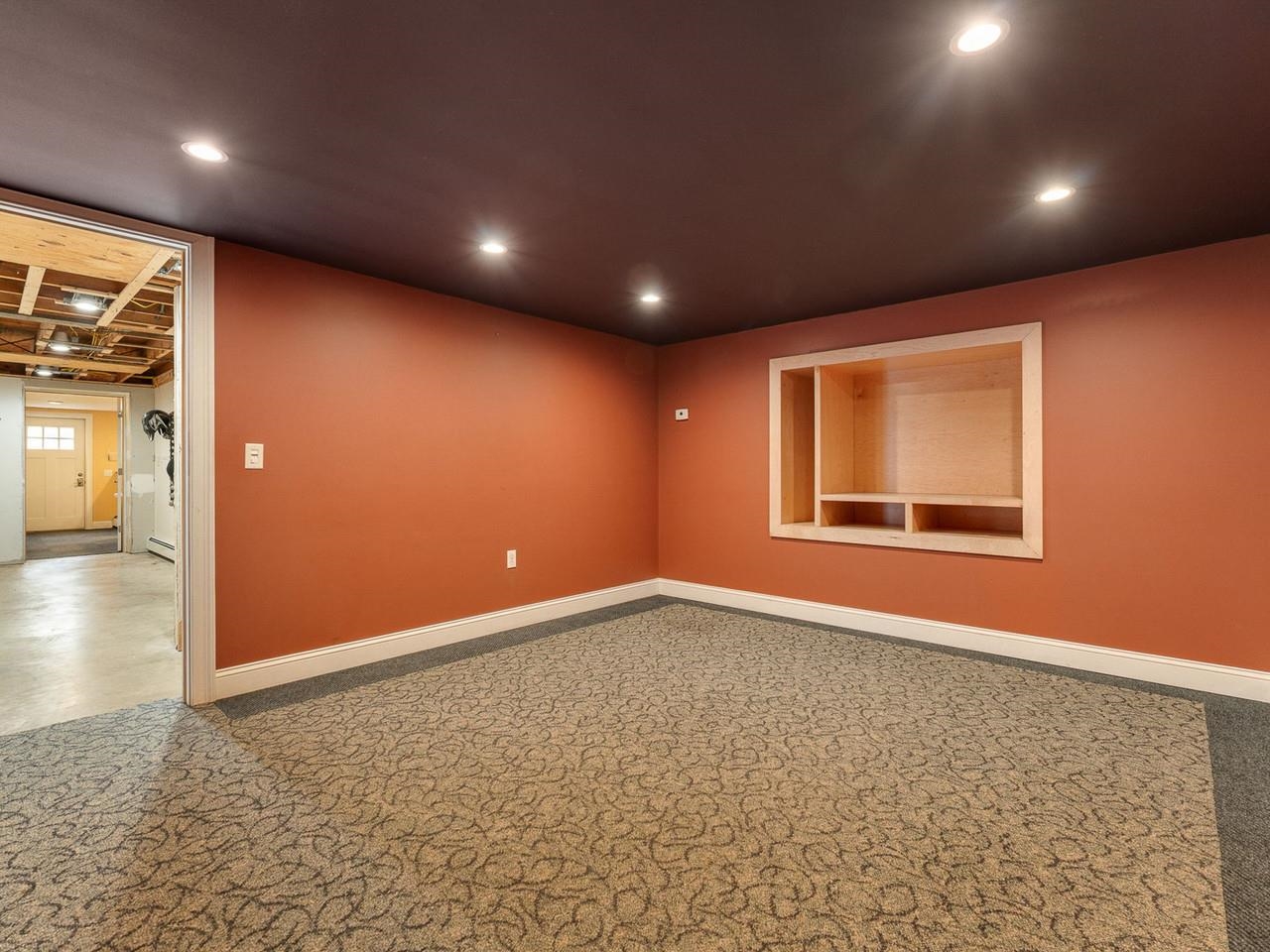 1233 Satterly Road Property Photo 47