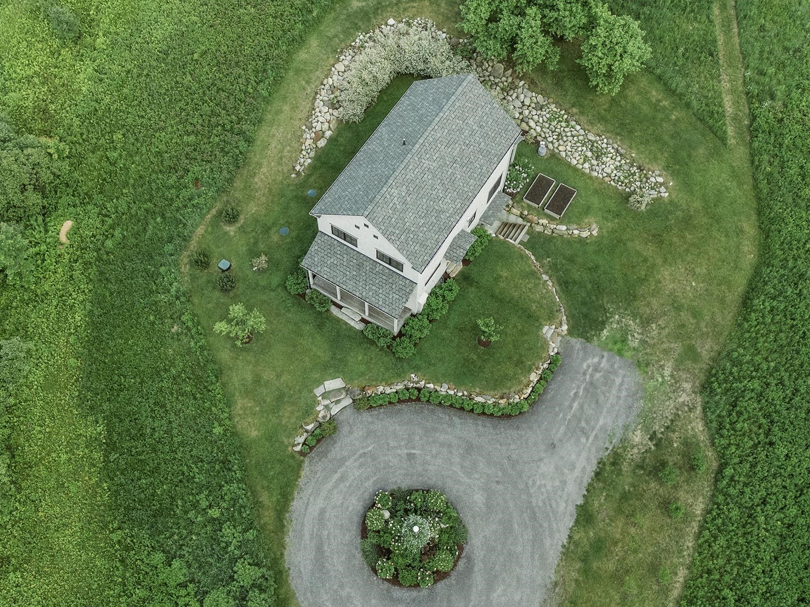 2035 Mountain Road Property Photo 2