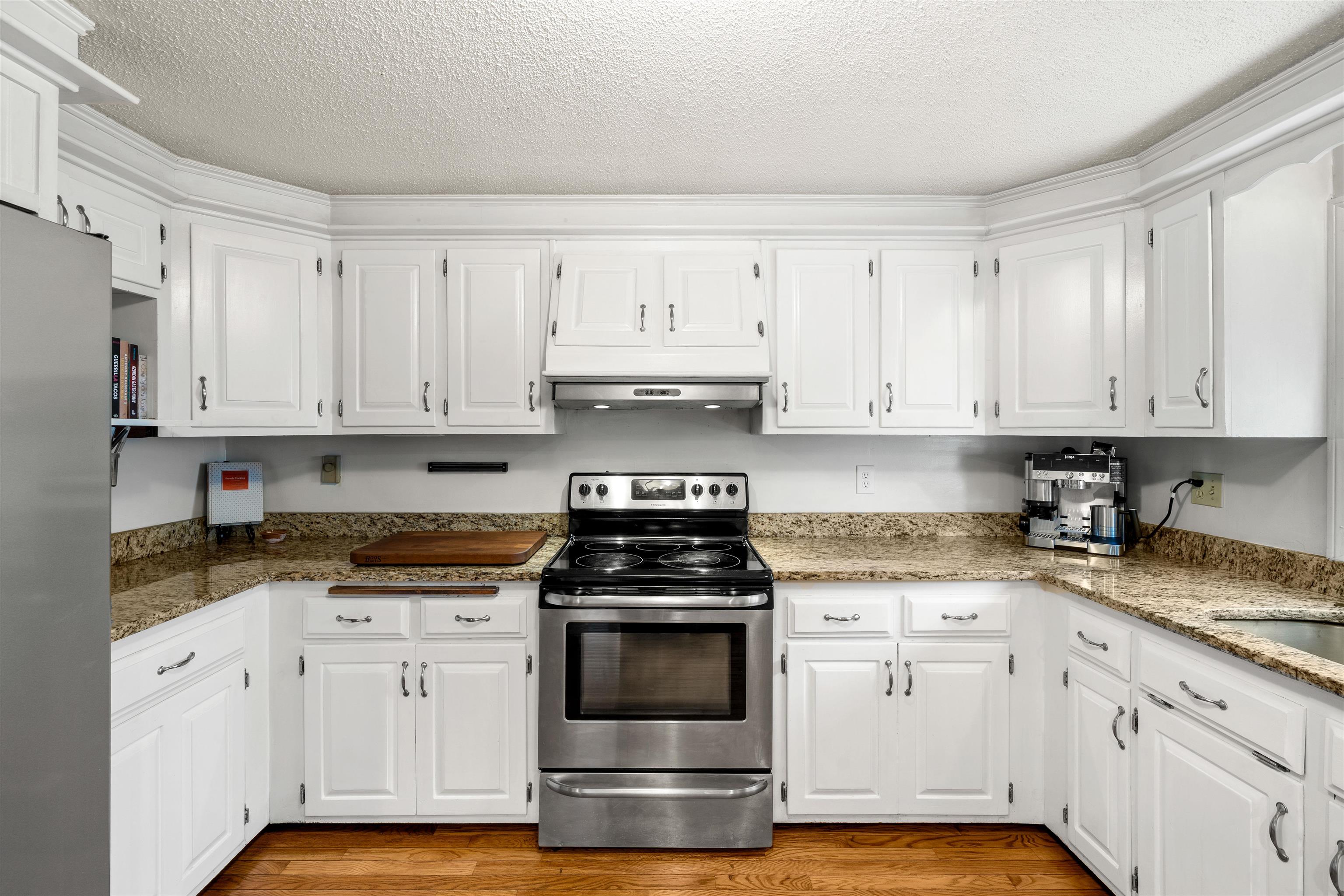 4 Alma Avenue Property Photo 30