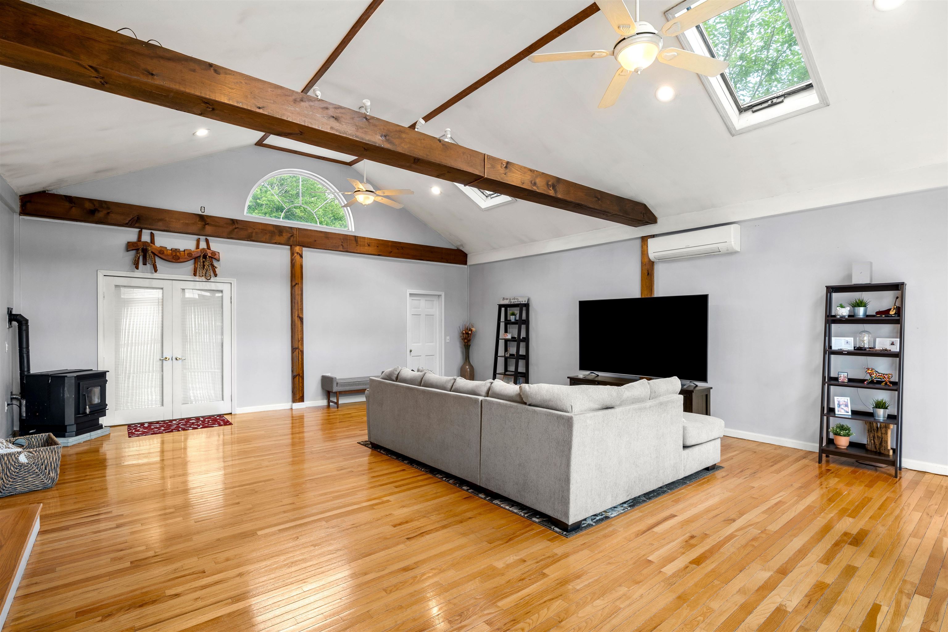 4 Alma Avenue Property Photo 37