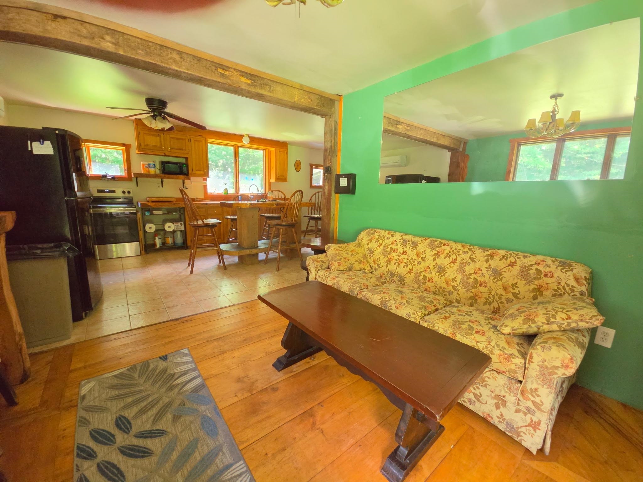 279 North Street Property Photo 7