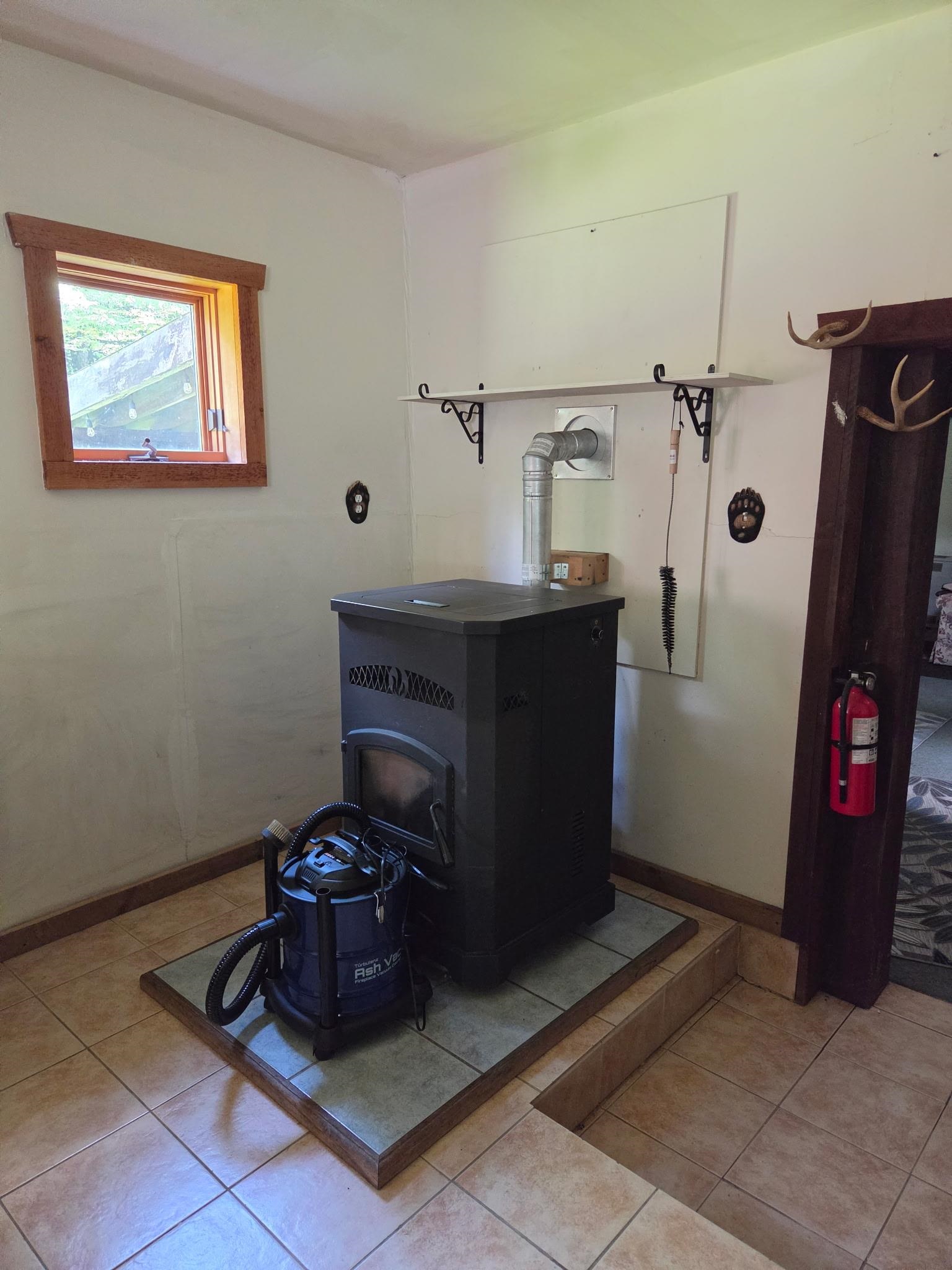 279 North Street Property Photo 8