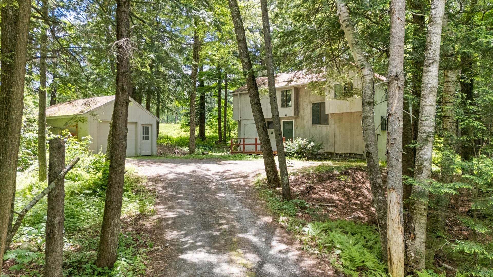 3 Longwood Drive Property Photo 1