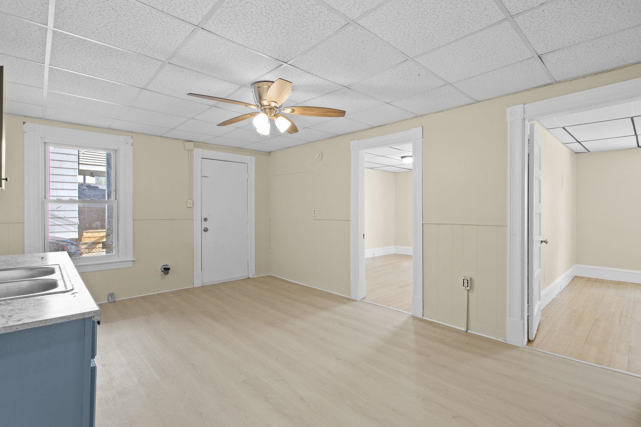 101-107 Putnam Street Property Photo 5