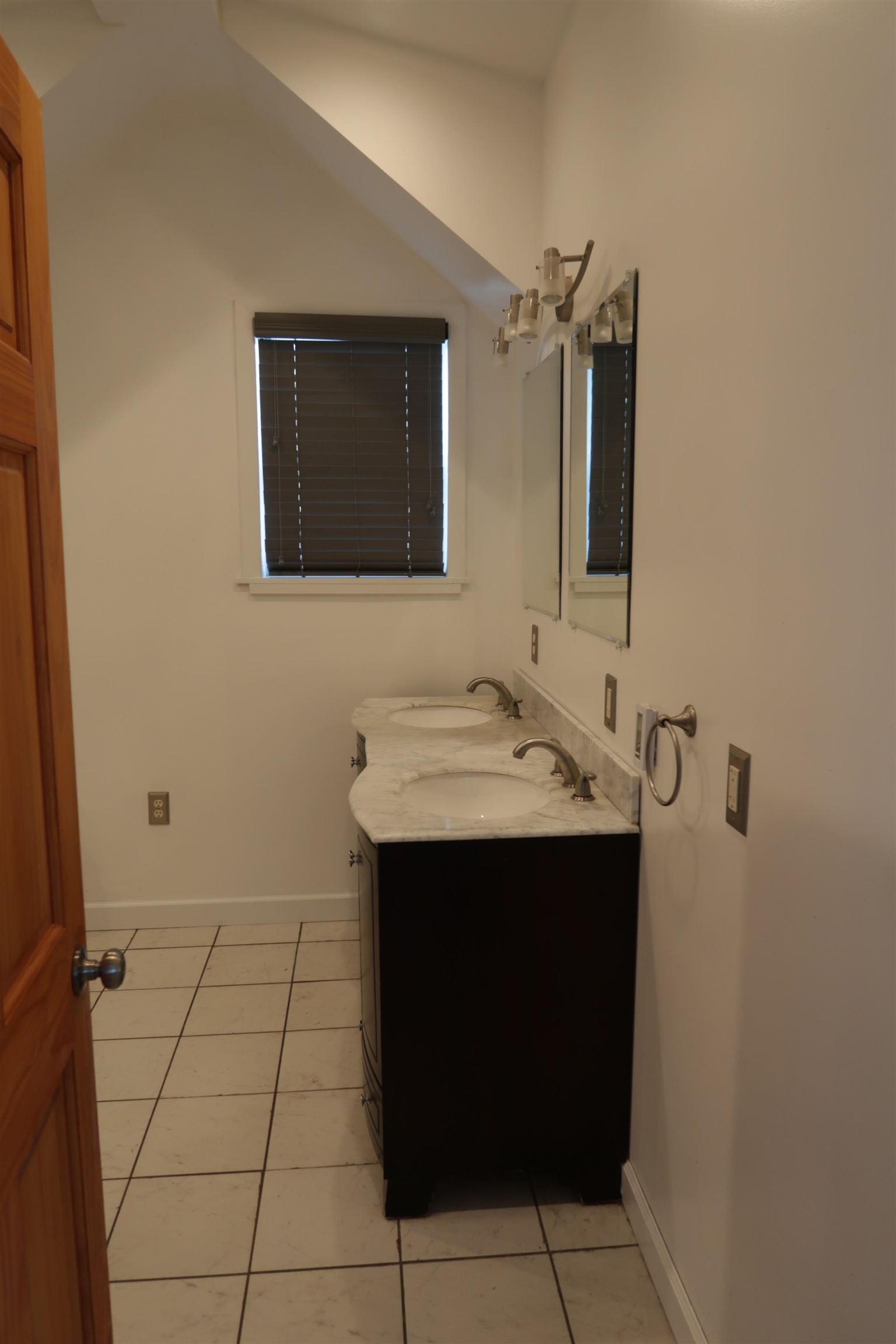 82 Calais Road Property Photo 23