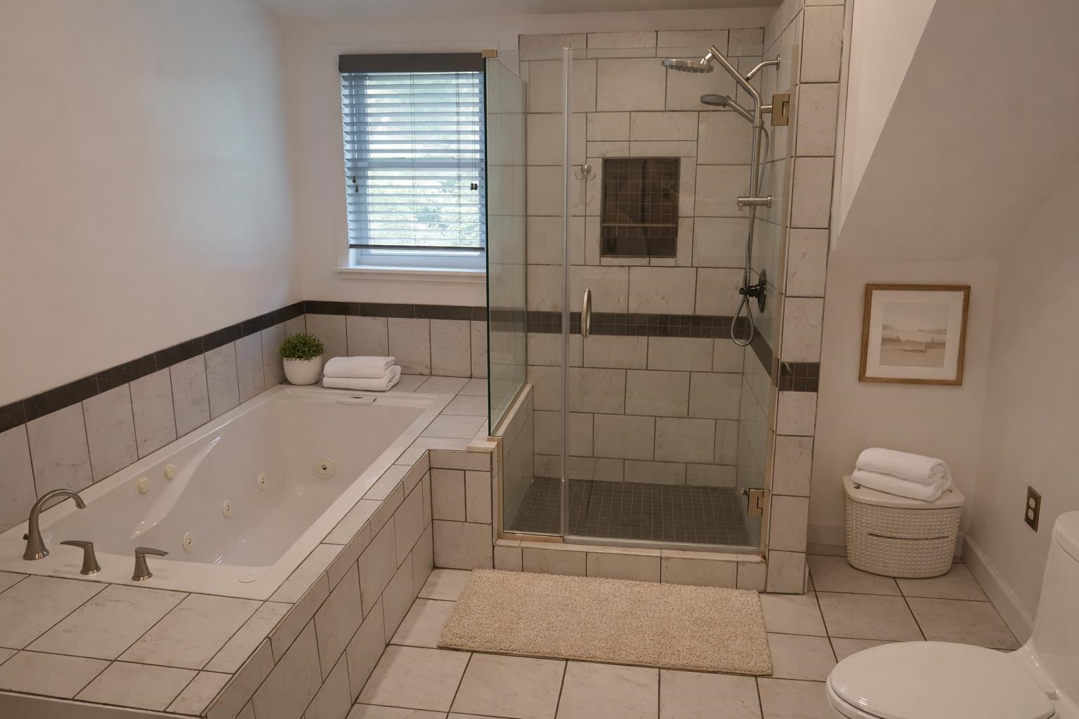 82 Calais Road Property Photo 25