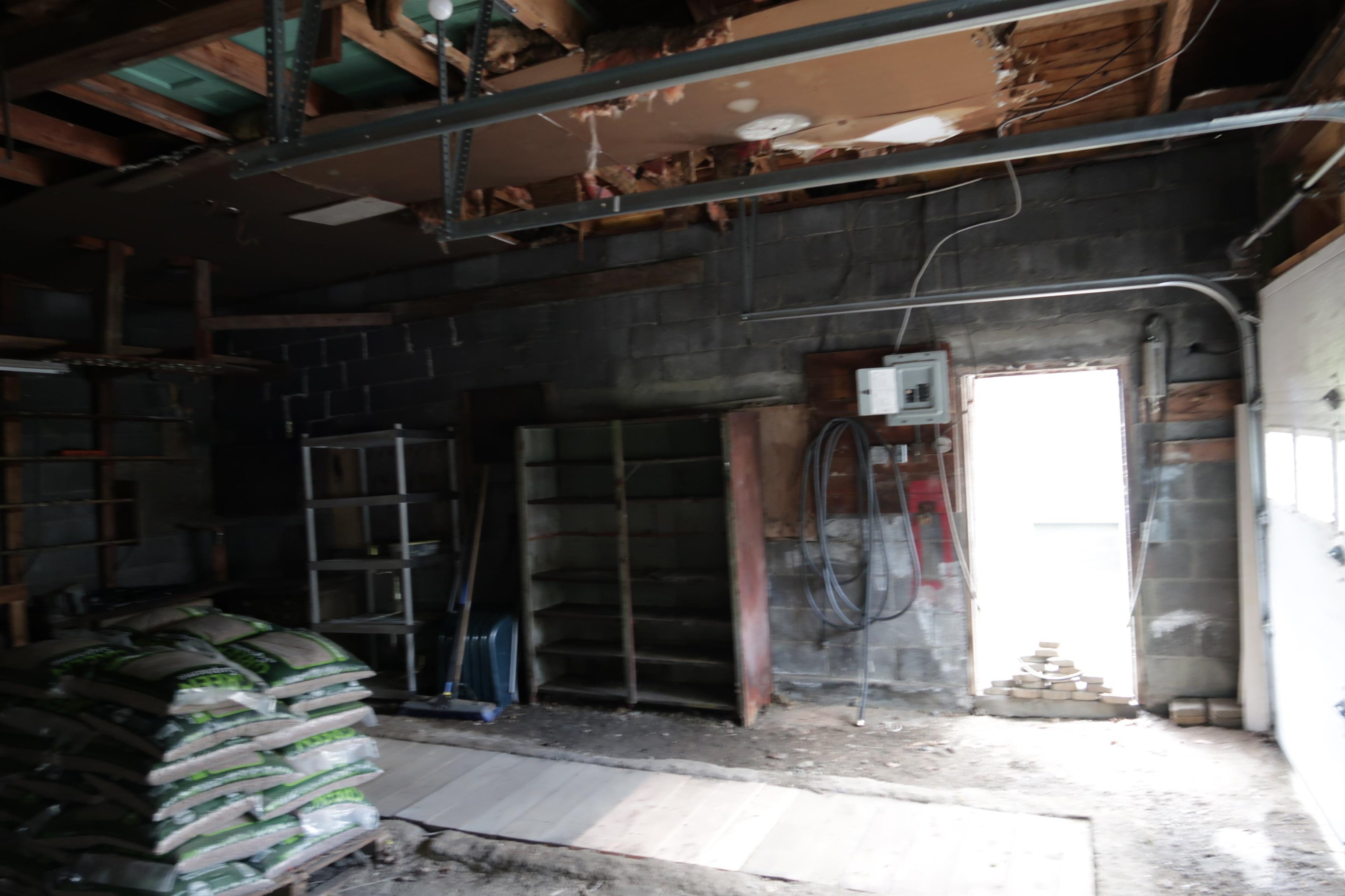 82 Calais Road Property Photo 35