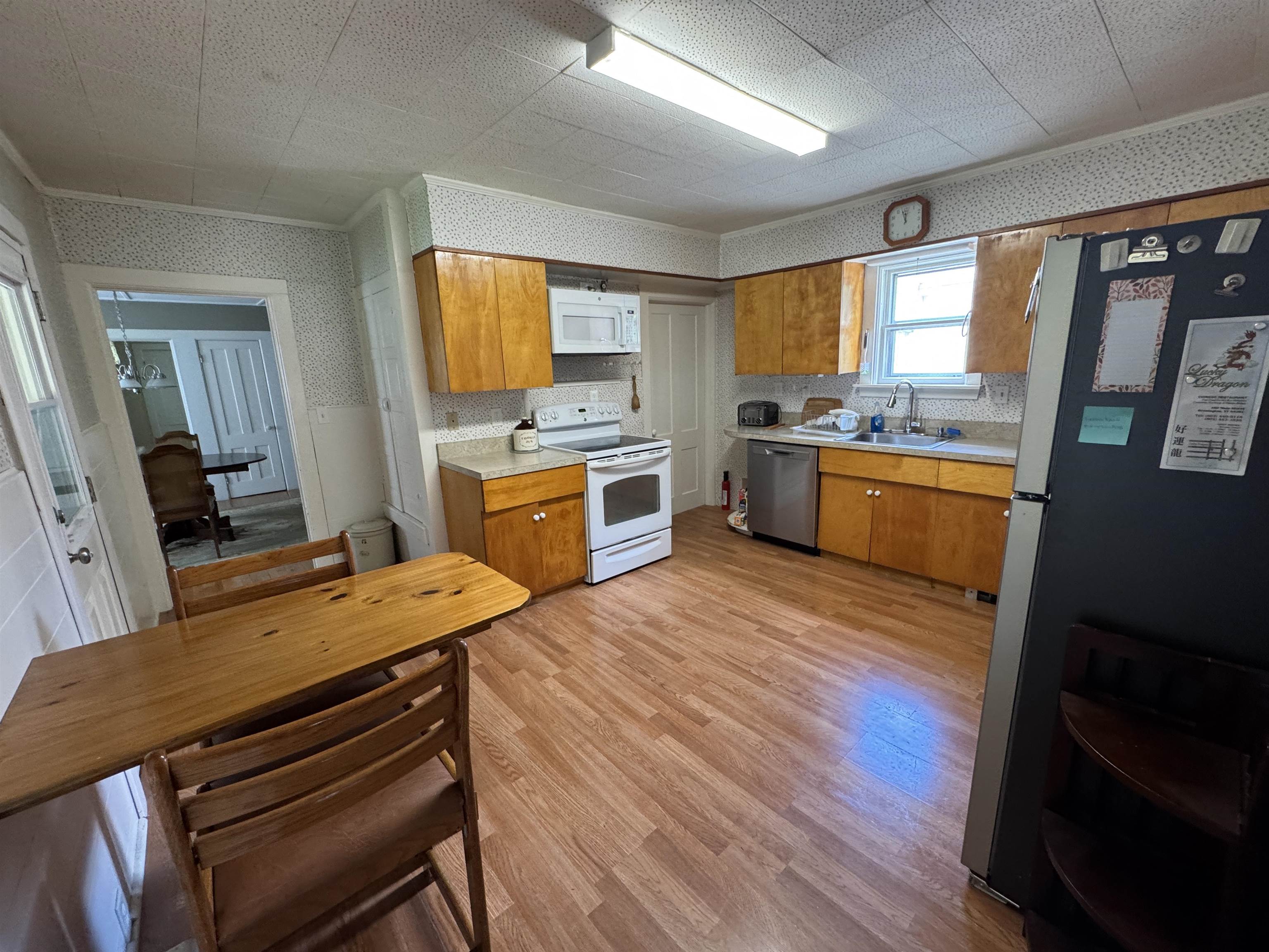 107 Jefferson Avenue Property Photo 6