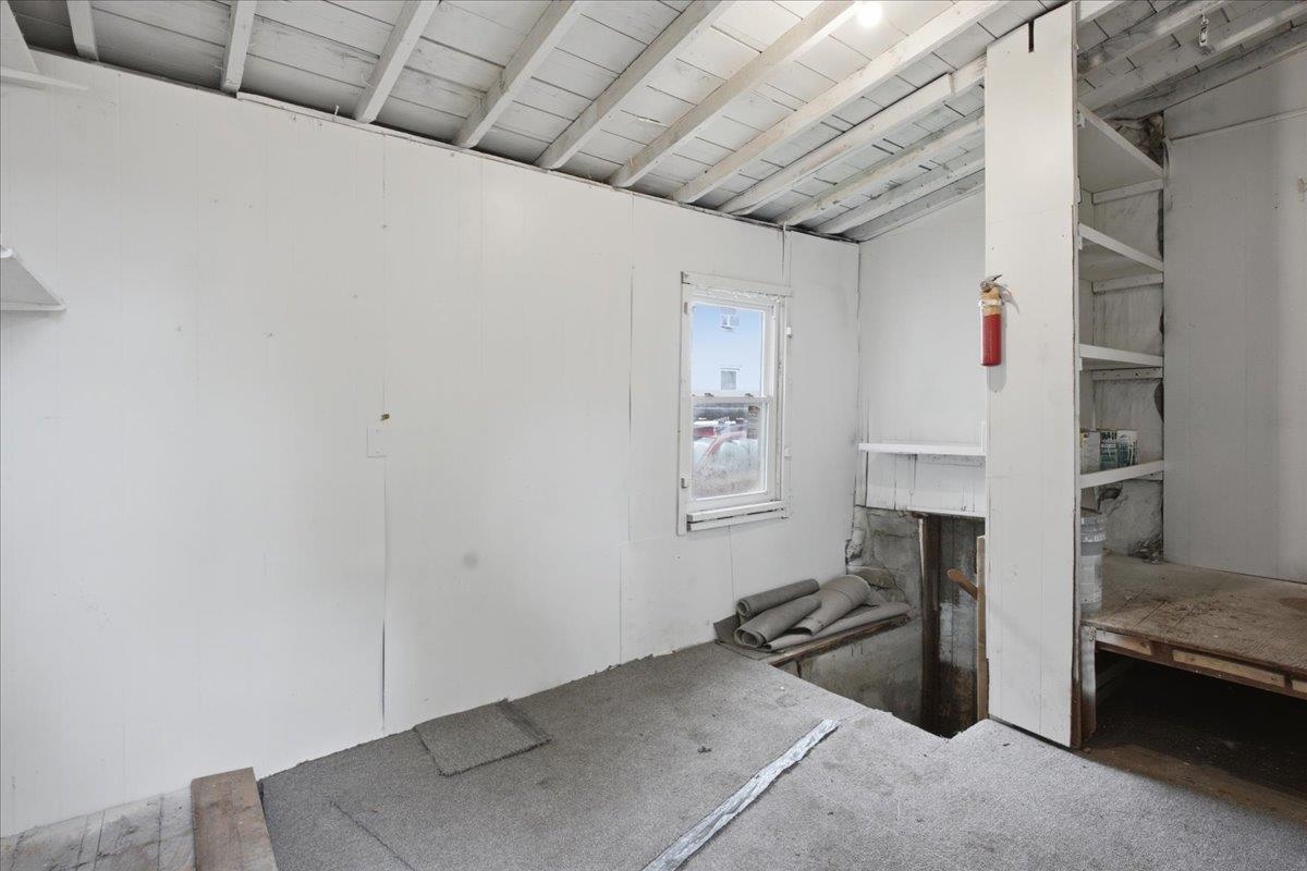 109 County Street Property Photo 27