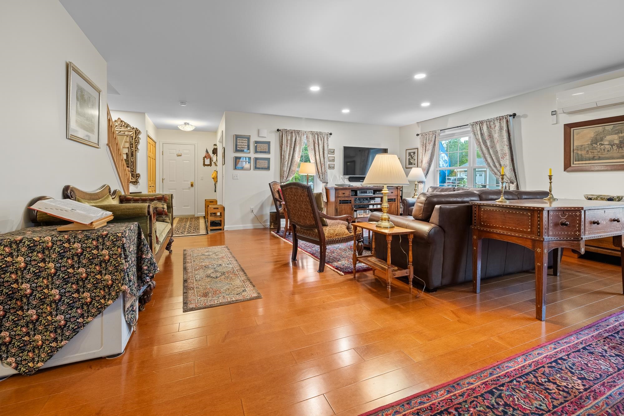 62 Pullman Lane Property Photo 7