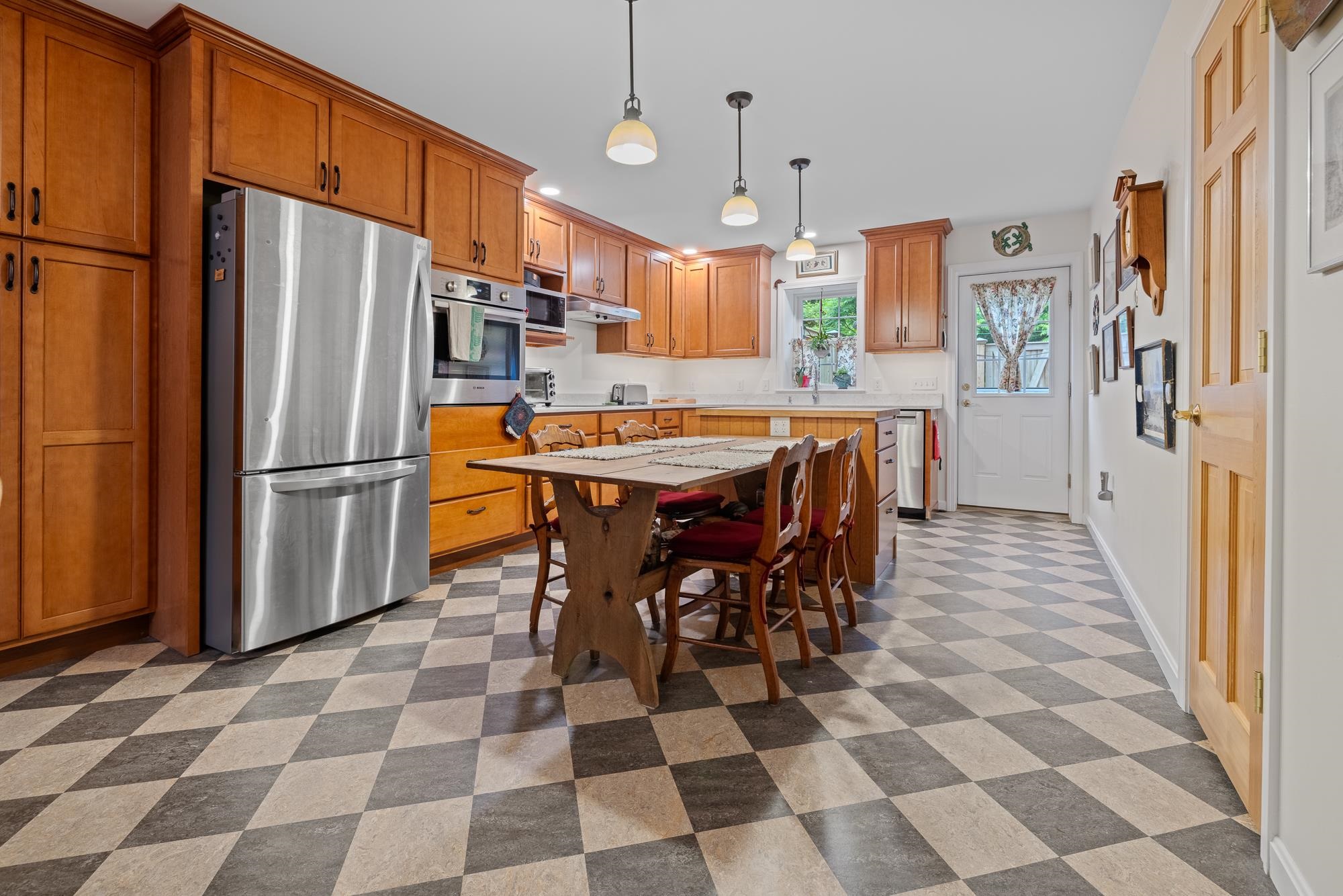 62 Pullman Lane Property Photo 13