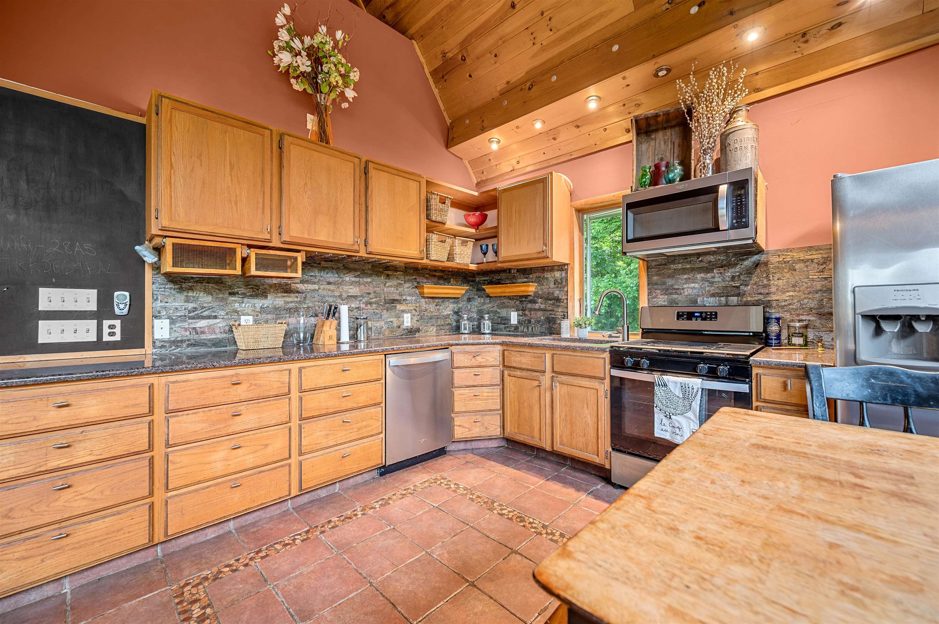 2307 Bliss Road Property Photo 17