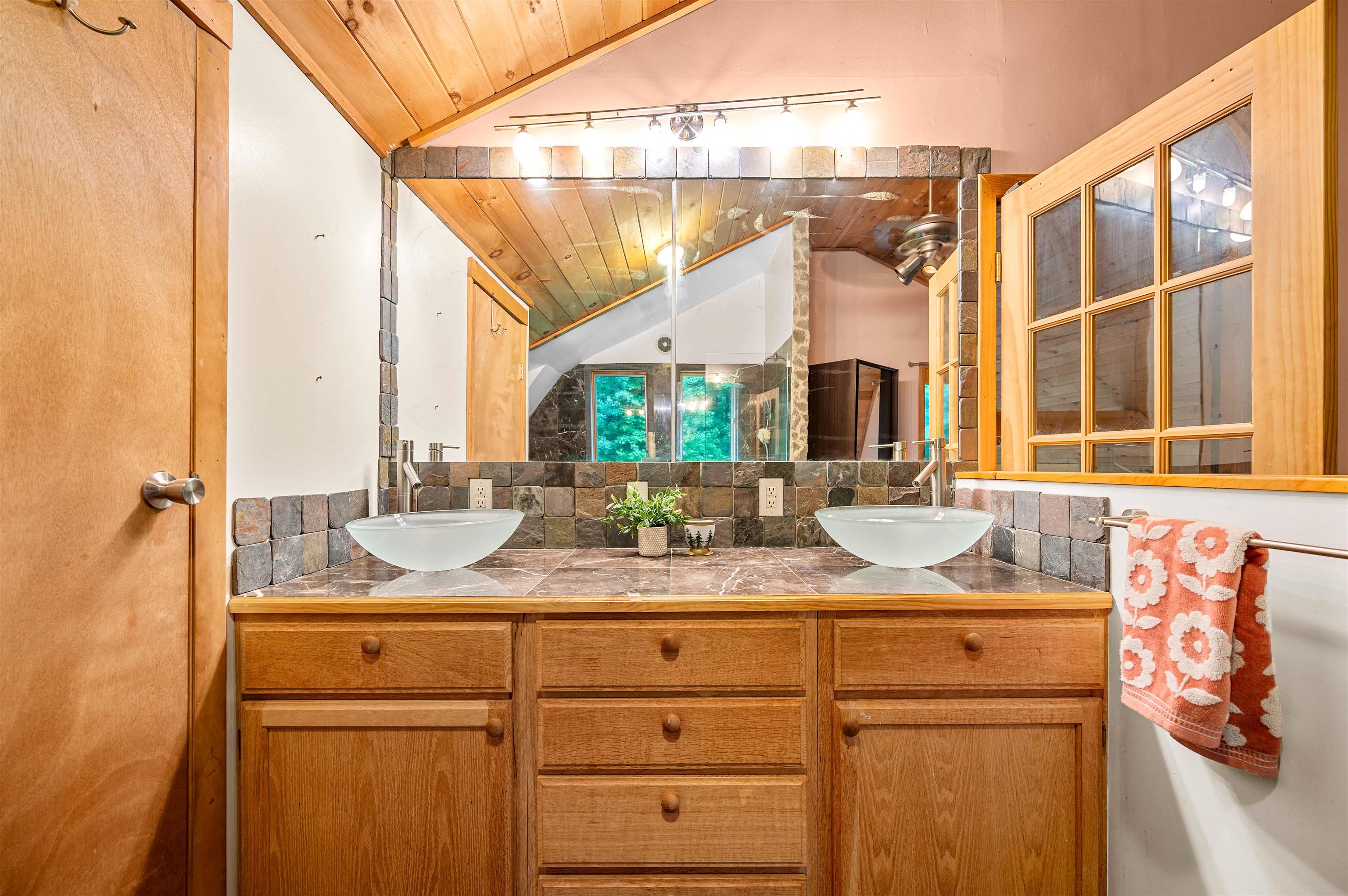 2307 Bliss Road Property Photo 30