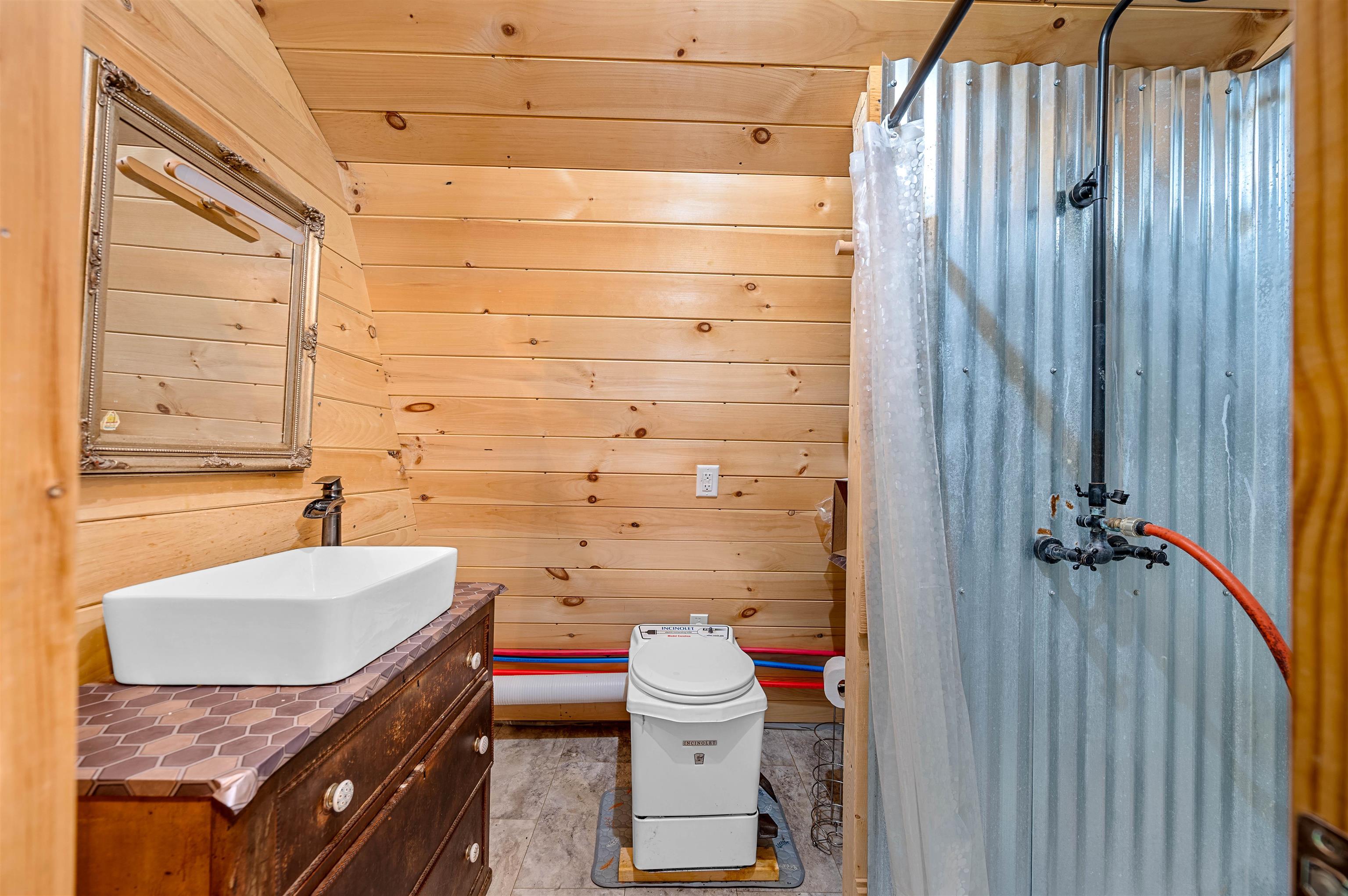 2307 Bliss Road Property Photo 44