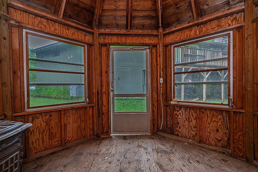 25 Frontier Street Property Photo 39