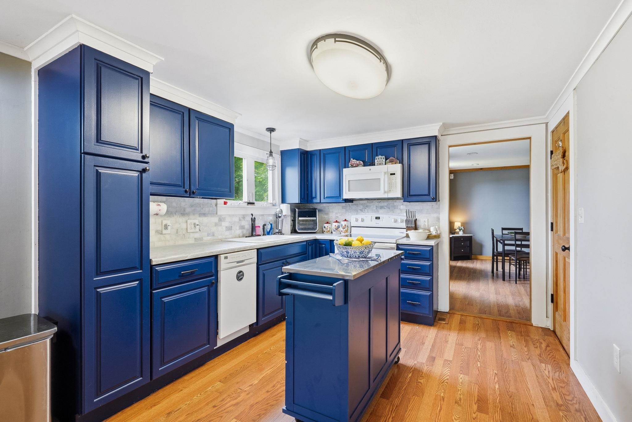 10 First Street Property Photo 6