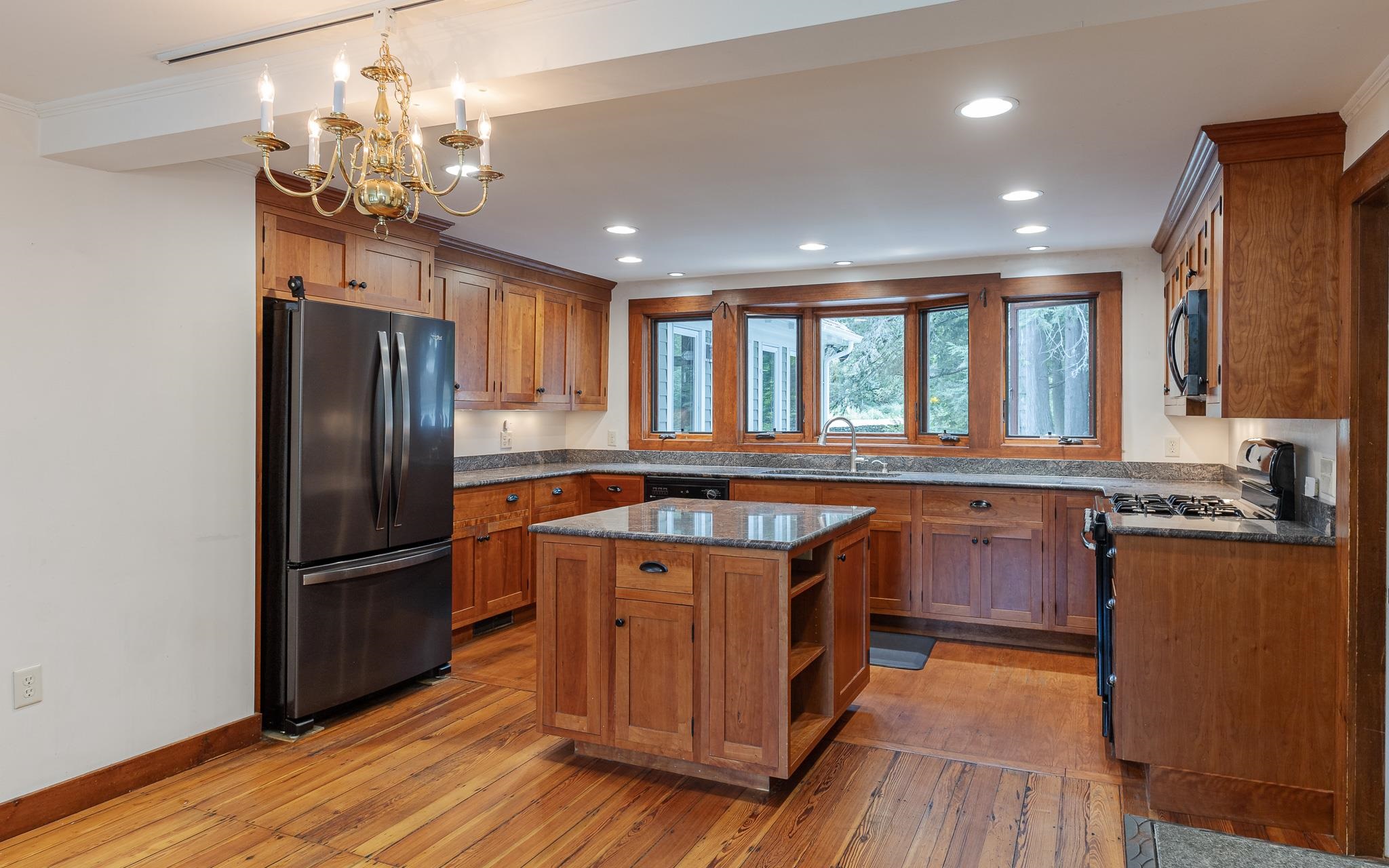 373 Route 9a Property Photo 3
