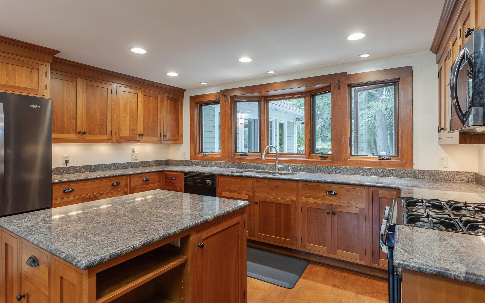 373 Route 9a Property Photo 6