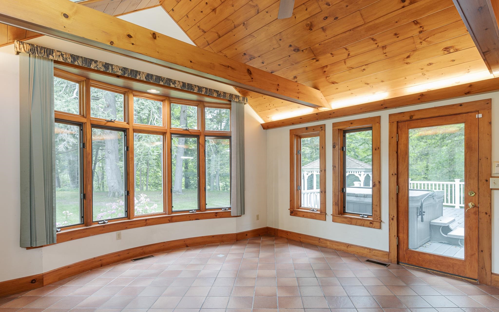 373 Route 9a Property Photo 15